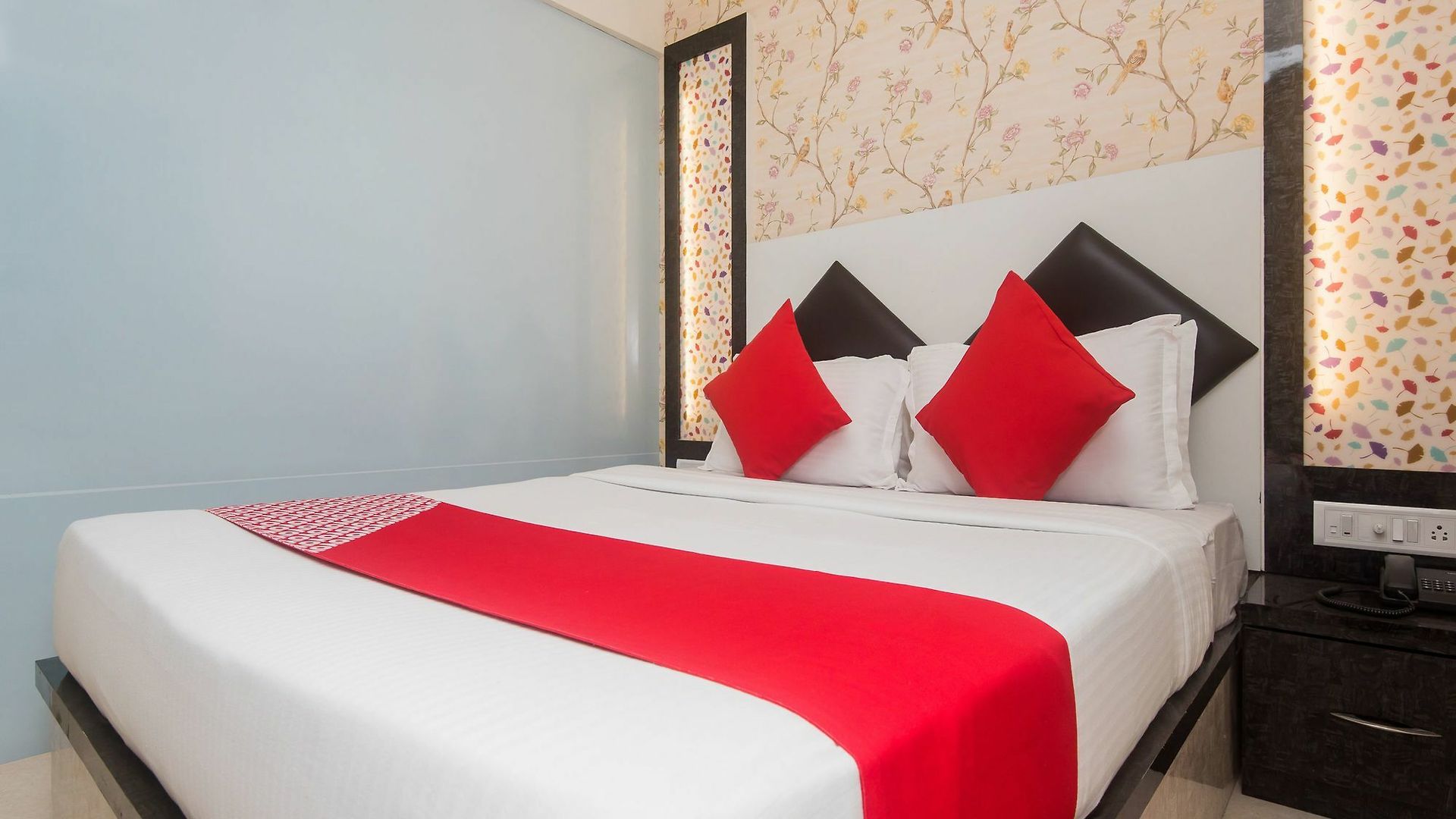 Fabhotel Veera Residency - Nr Airport 3*