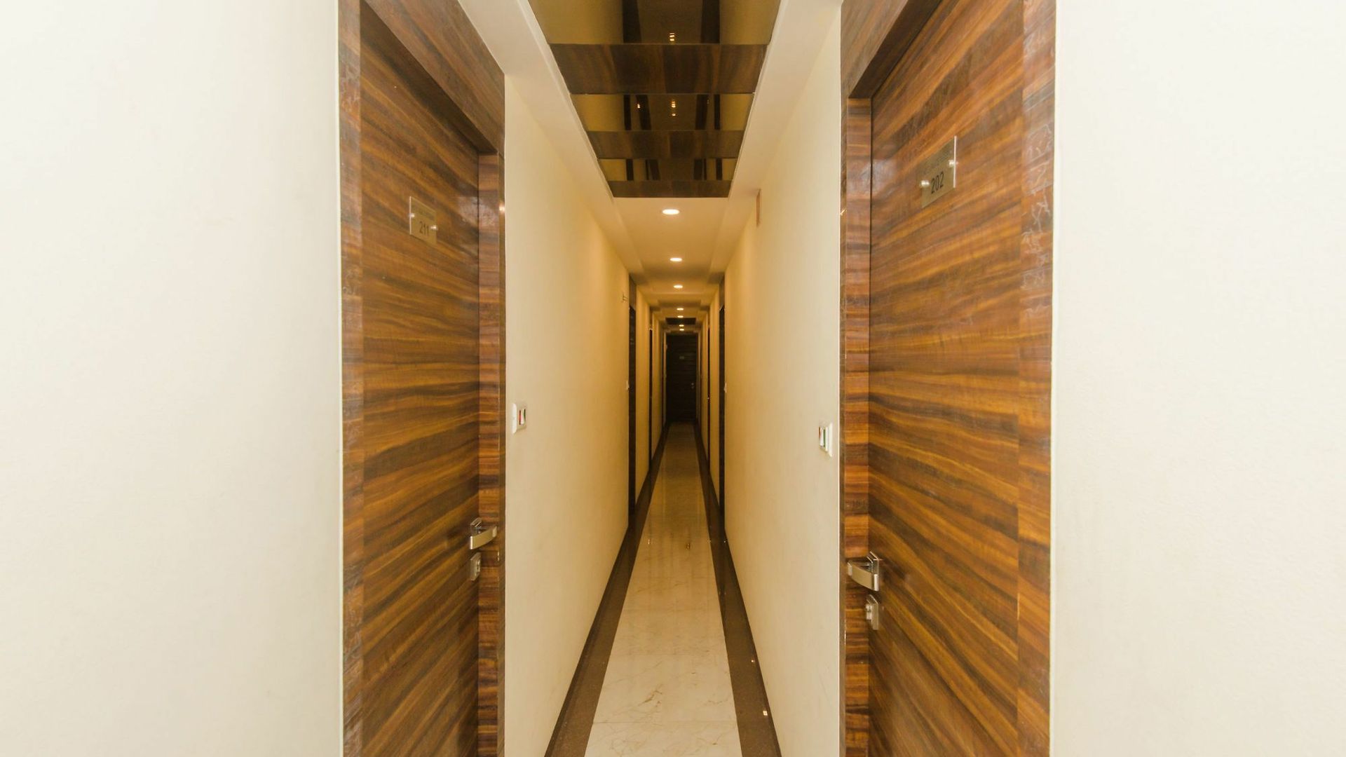 Palace Residency Near Lokmanya Tilak Terminus Hotel 2*
