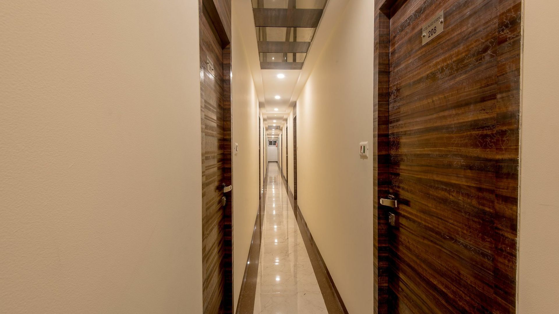 Palace Residency Near Lokmanya Tilak Terminus 2* Mumbai