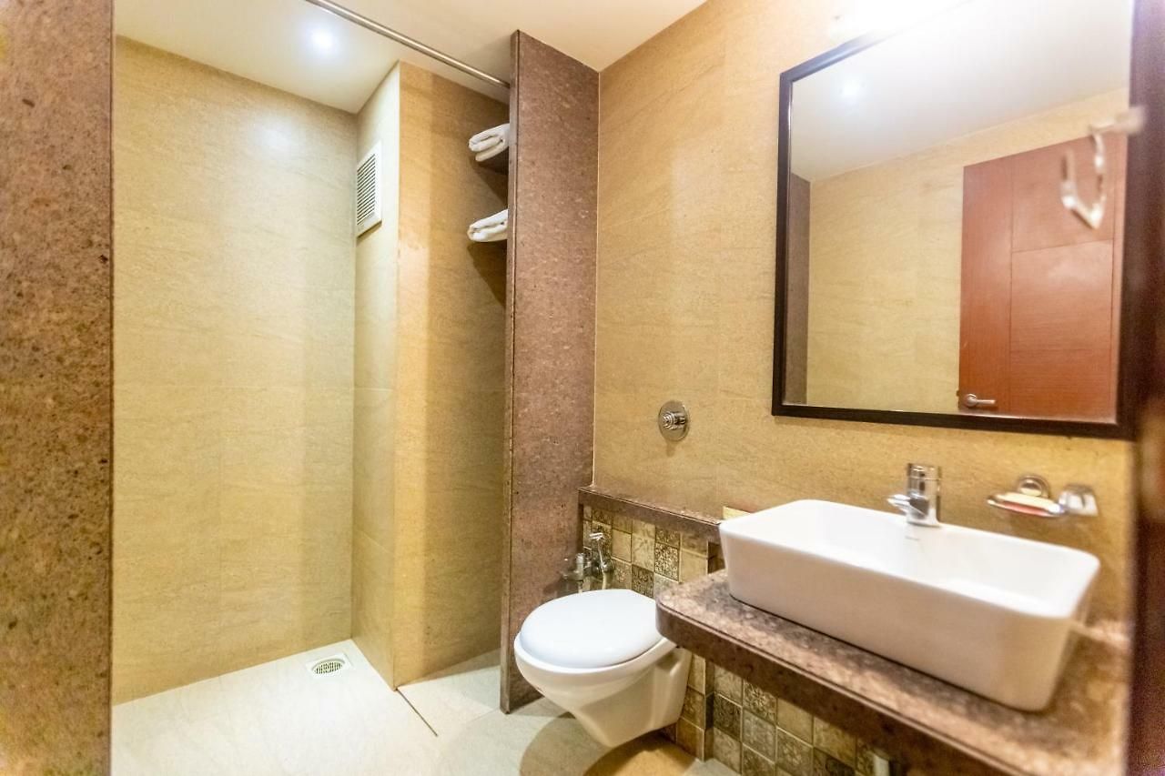 Express Hotel 3*