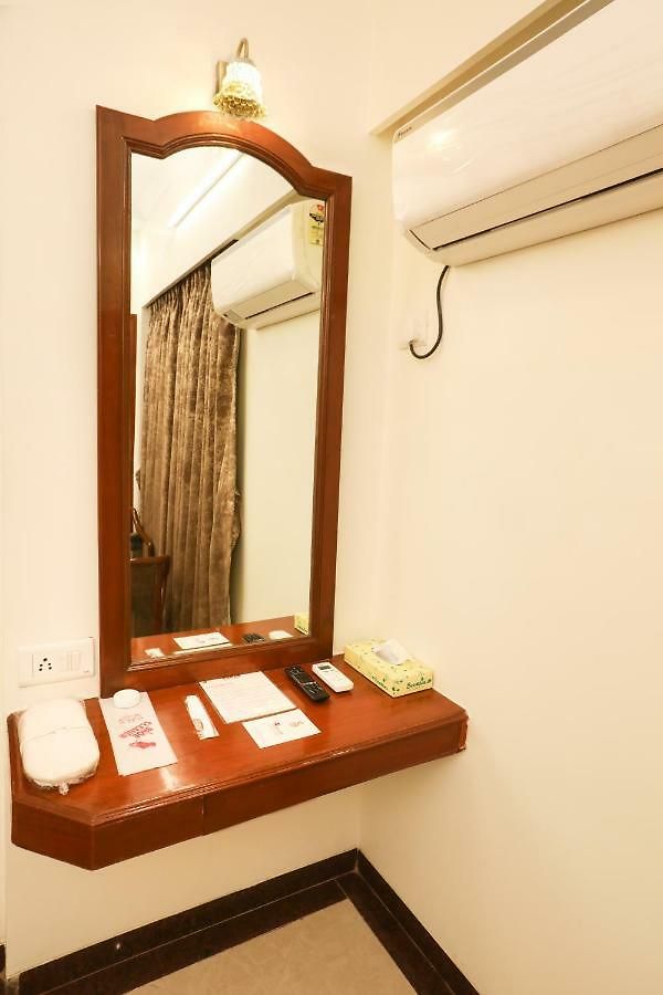 Sagar Hotel *