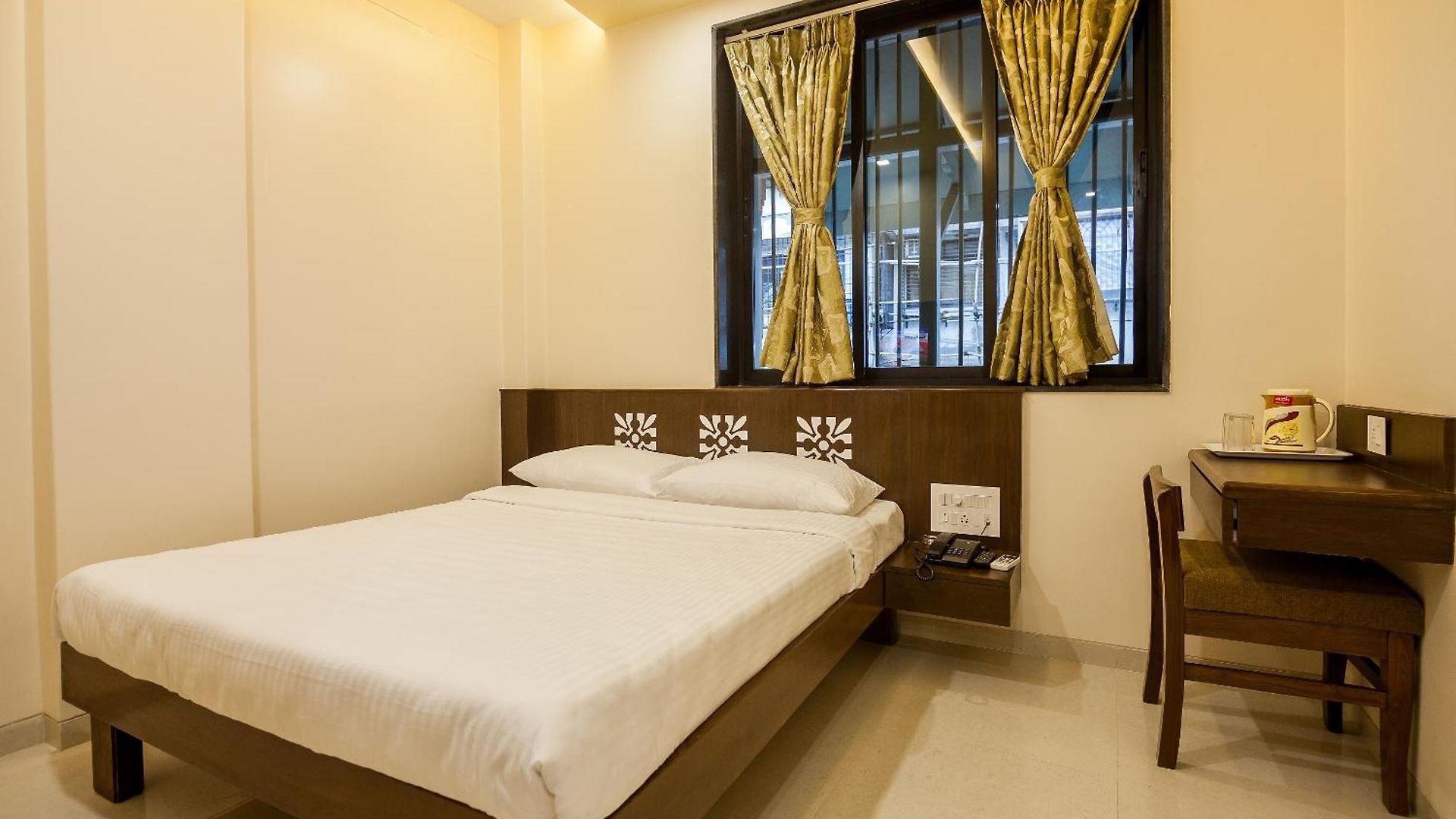 Guest house - Dadar
