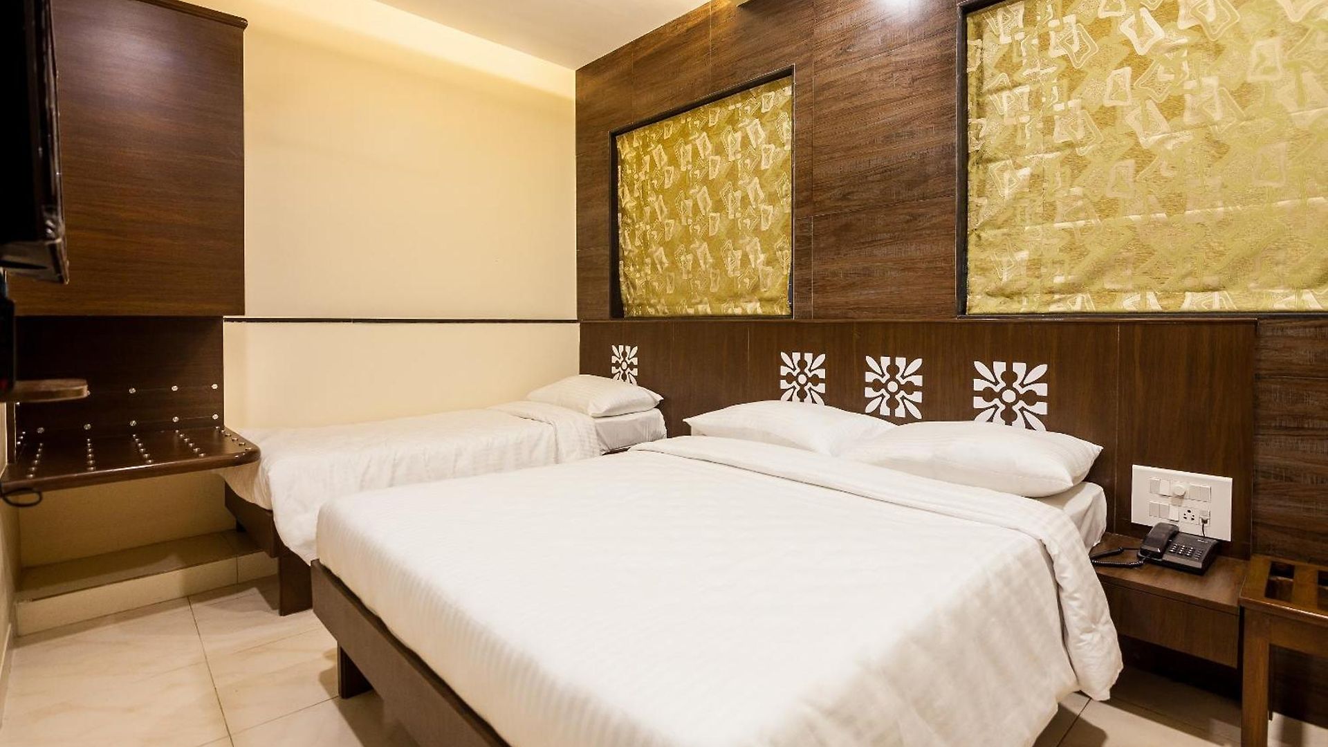 Guest house - Dadar
