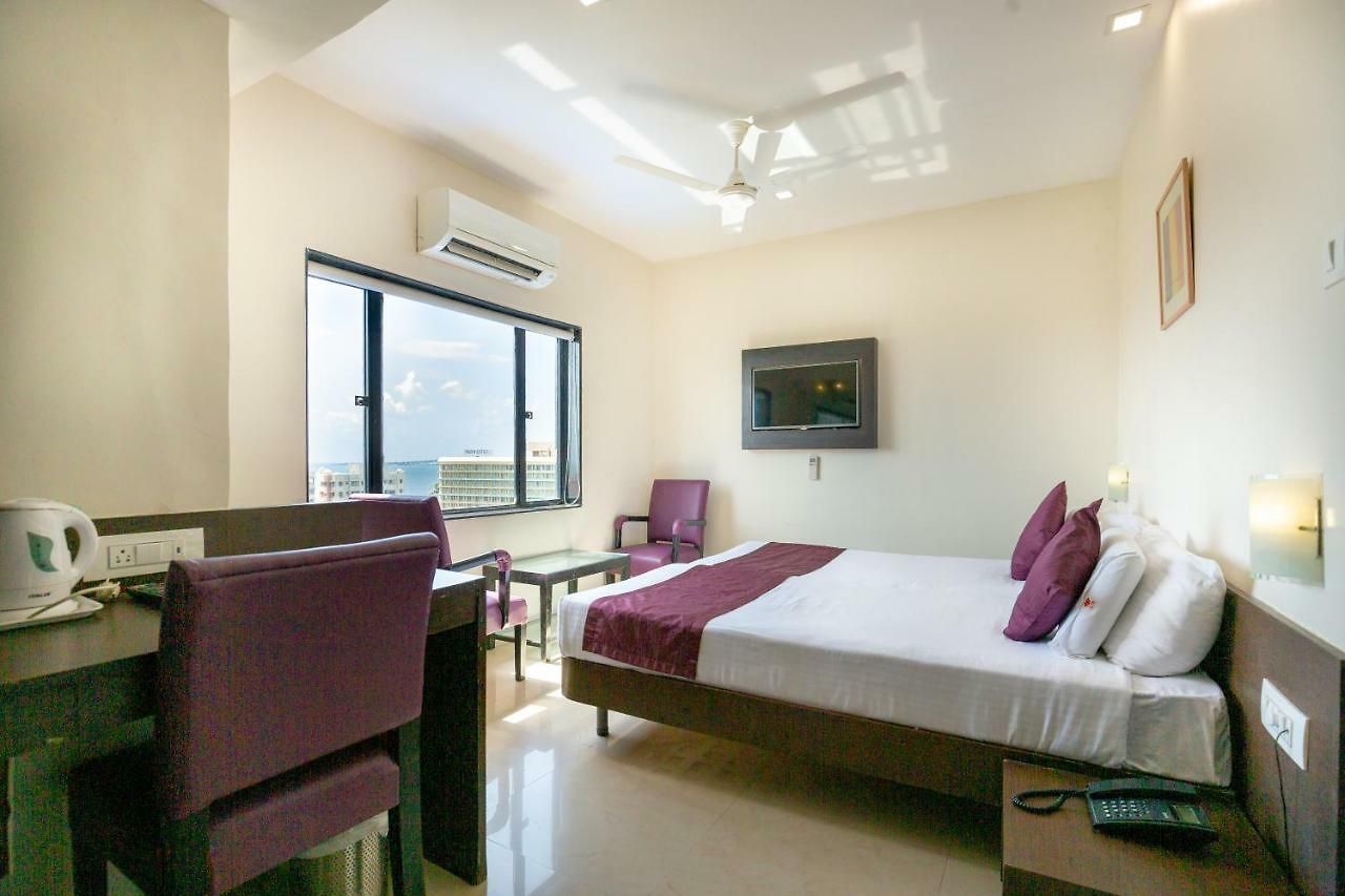 Sukh Hotel