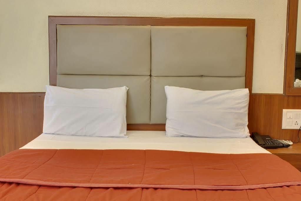 Hotel Lucky Near Bkc Hotel Mumbai