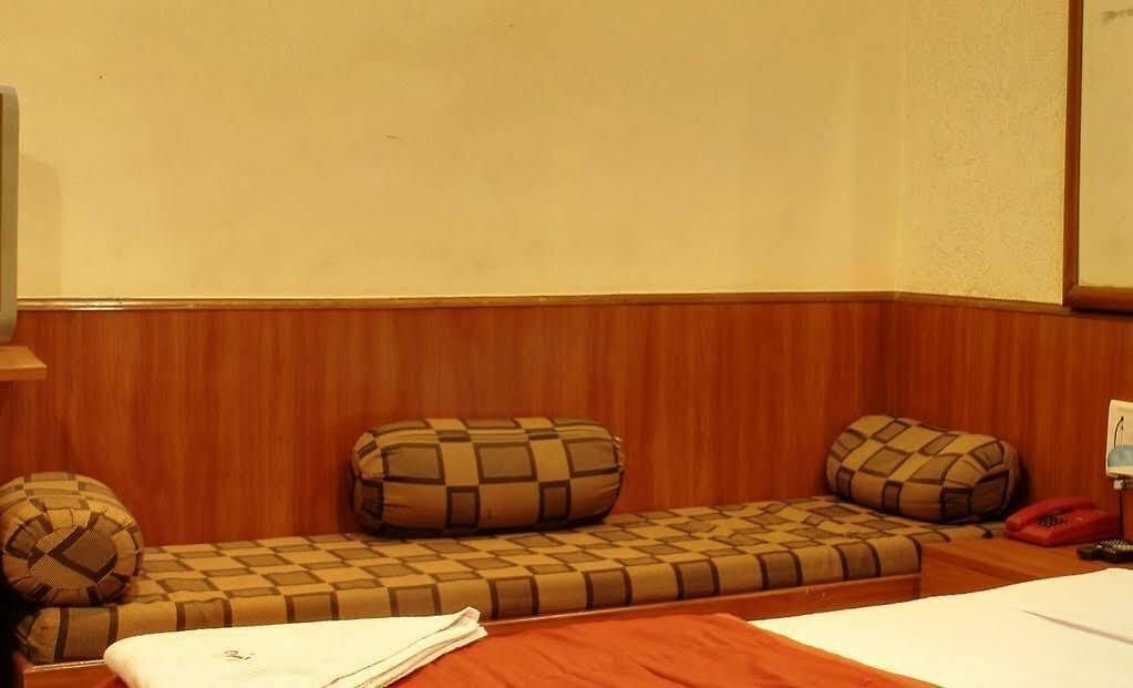 Hotel Lucky Near Bkc Mumbai