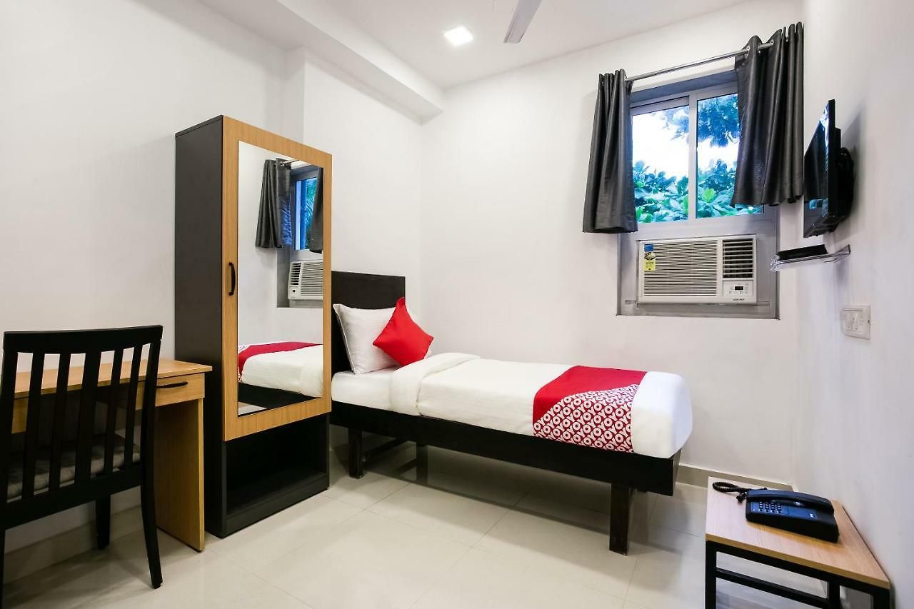 Oyo Flagship 38540 Hotel Shangrila Flagship Saver Hotel Mumbai