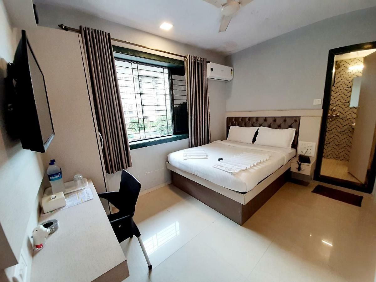 Royal Comfort Hotel 3*