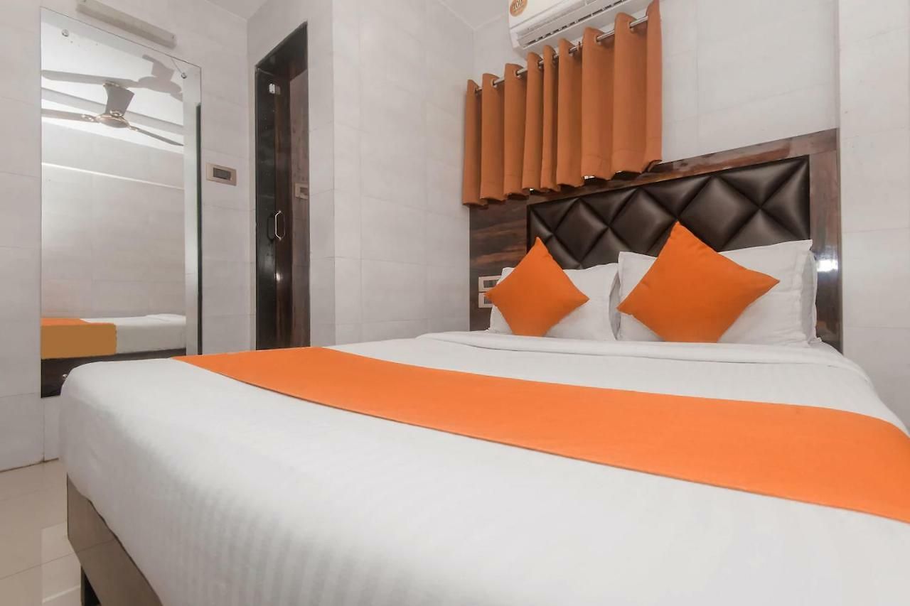 Karishma Hotel 2*