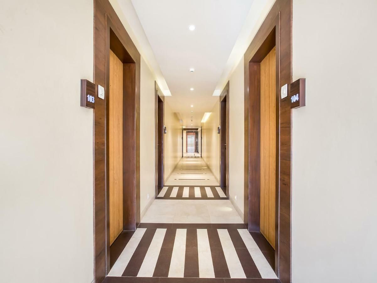 Capital O 36119 Royal Garden & Lawns Hotel Mumbai