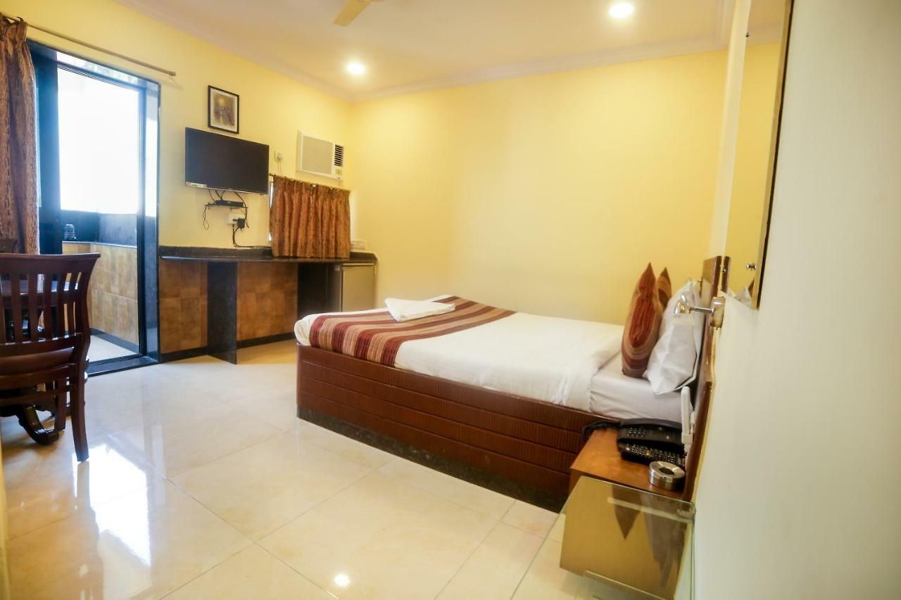 Hotel Lucky Near Bkc Mumbai