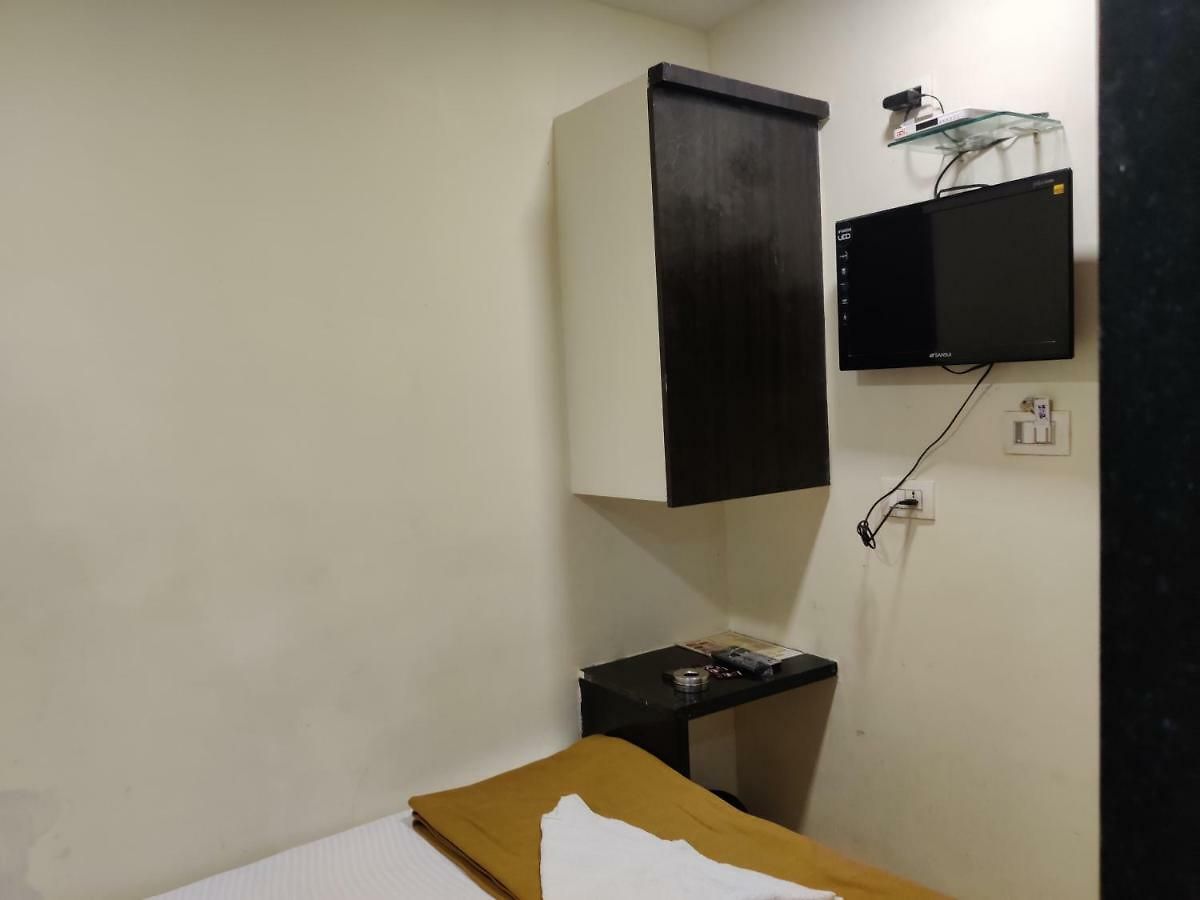 Hotel Golden Sagar - Kurla Hotel 3*