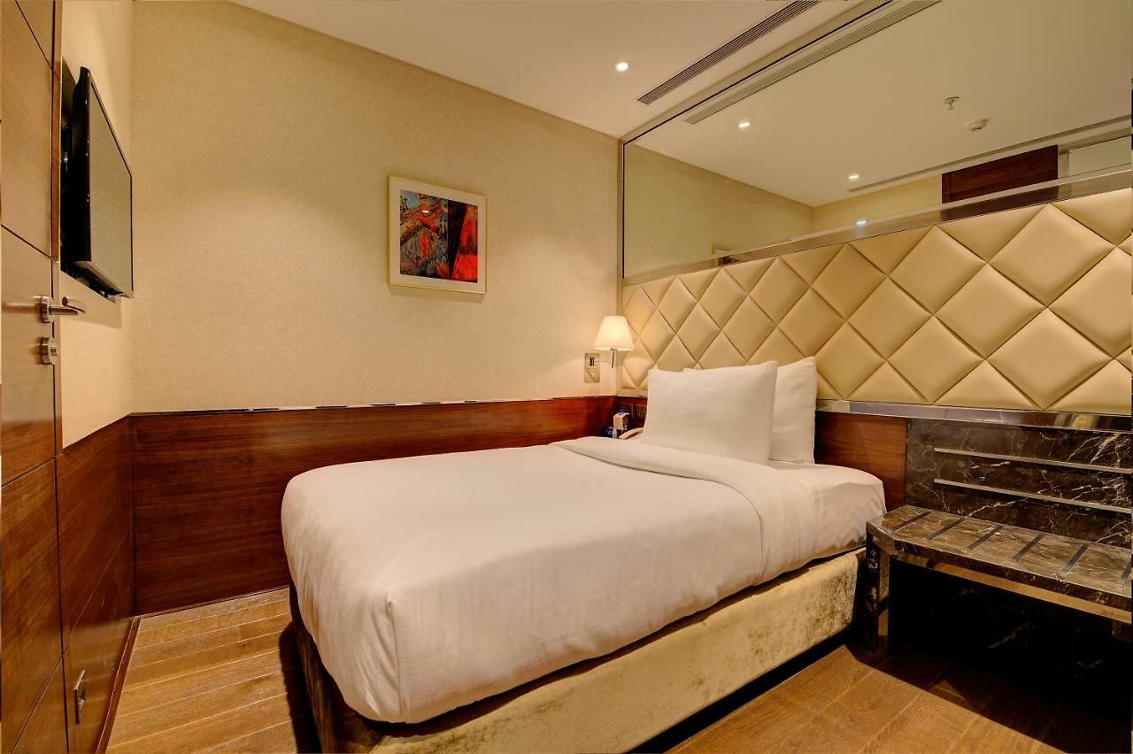 Hotel Niranta Transit Airport - At Arrivals