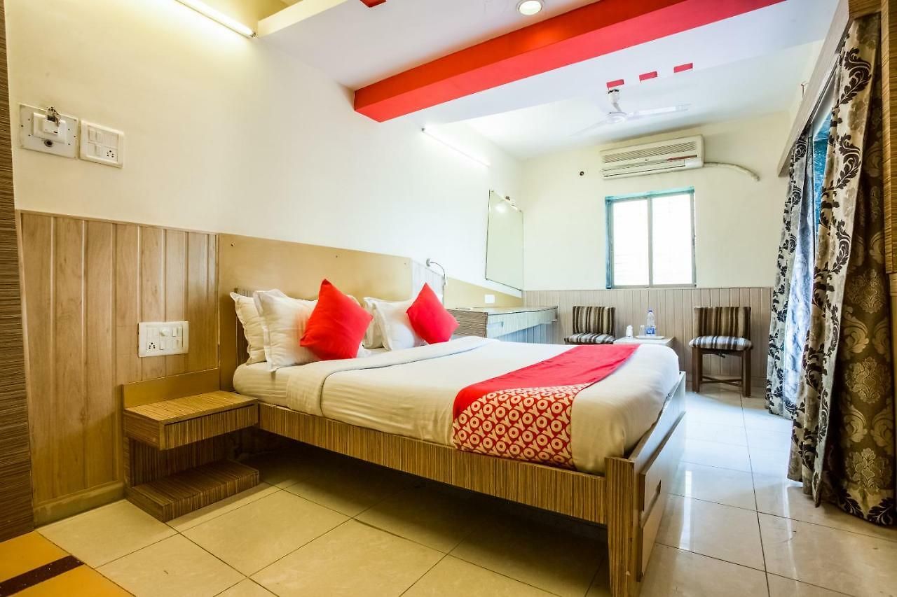 Hotel Neelkiran 3*