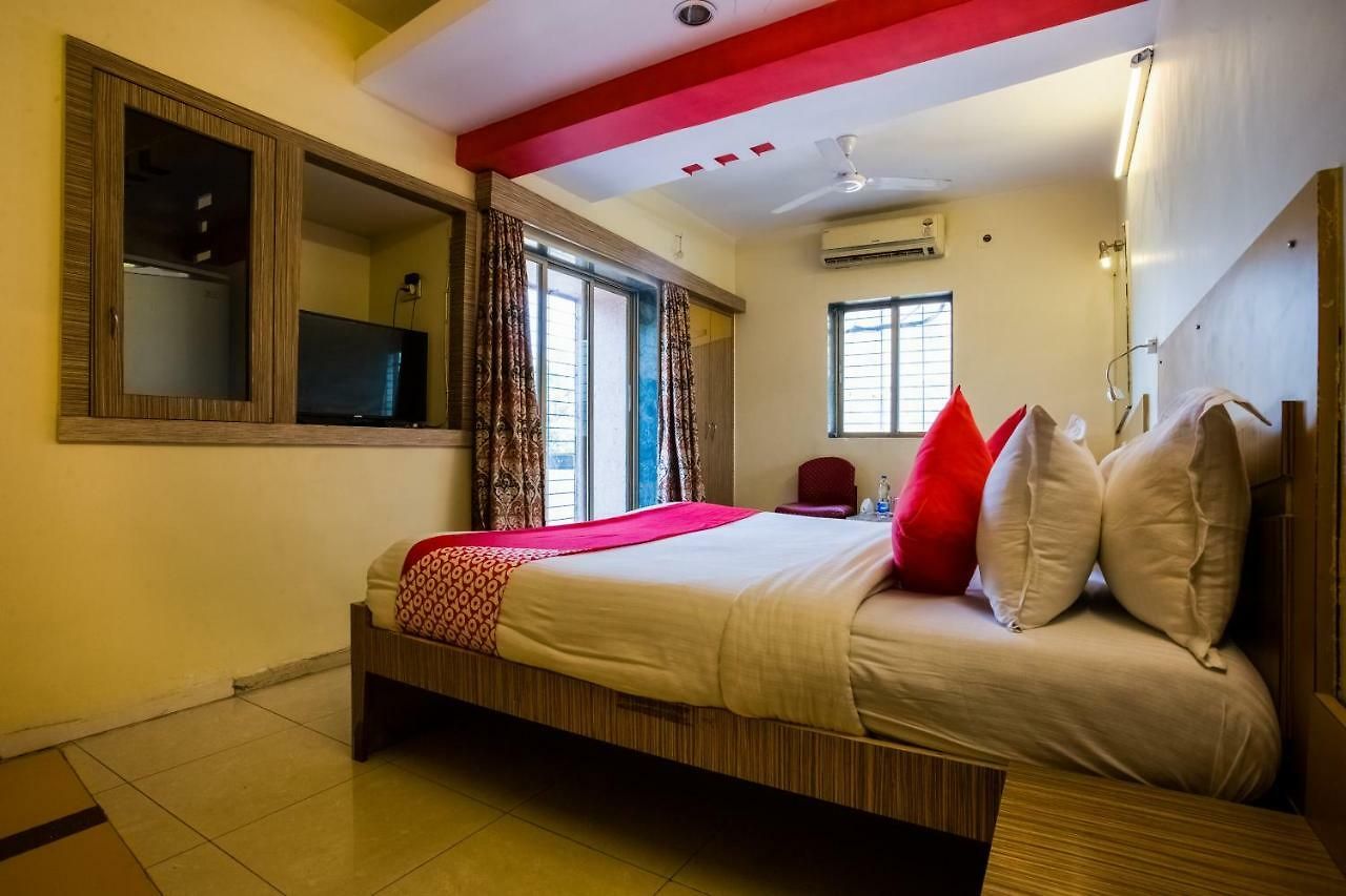Neelkiran Hotel