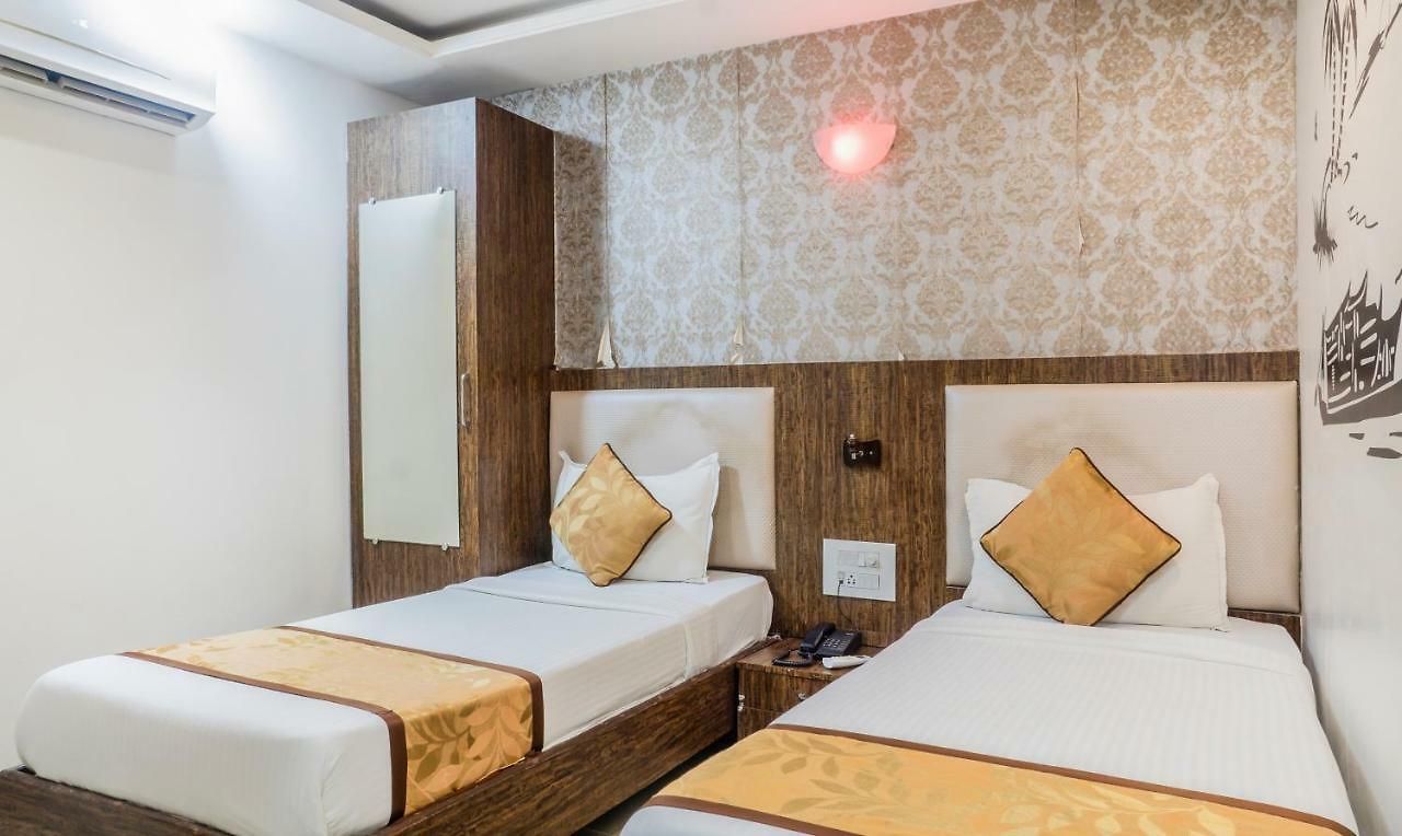 Oyster Hotel Mumbai