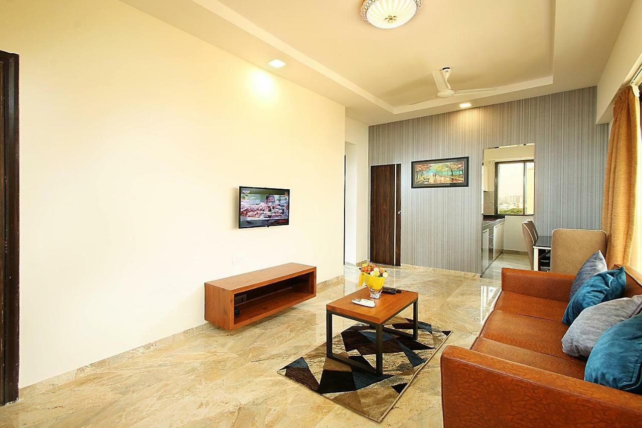 Apartment House Luxury Apartments, Santacruz East