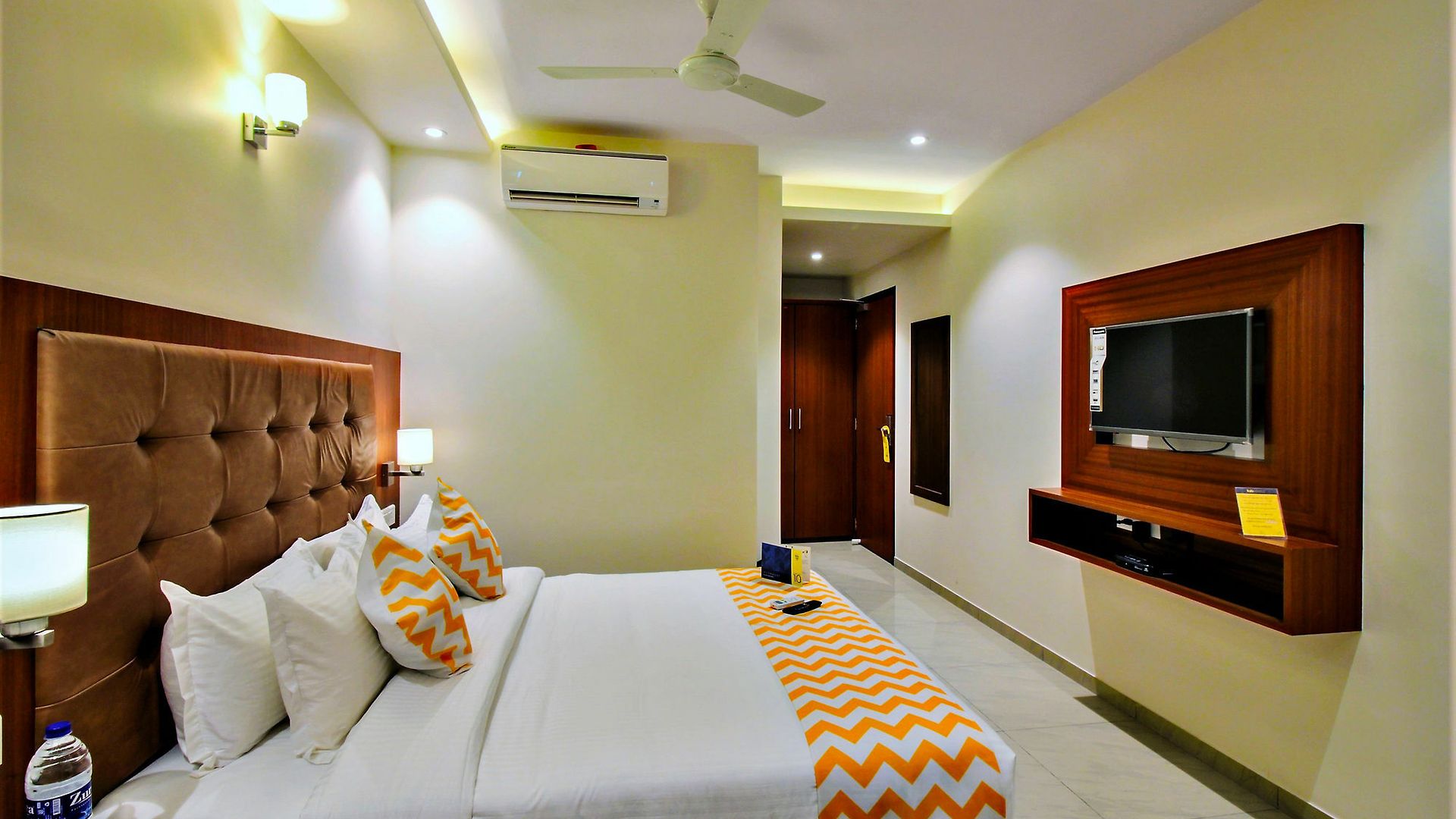 Hotel Super Townhouse Oak Times Square Le Western 3*