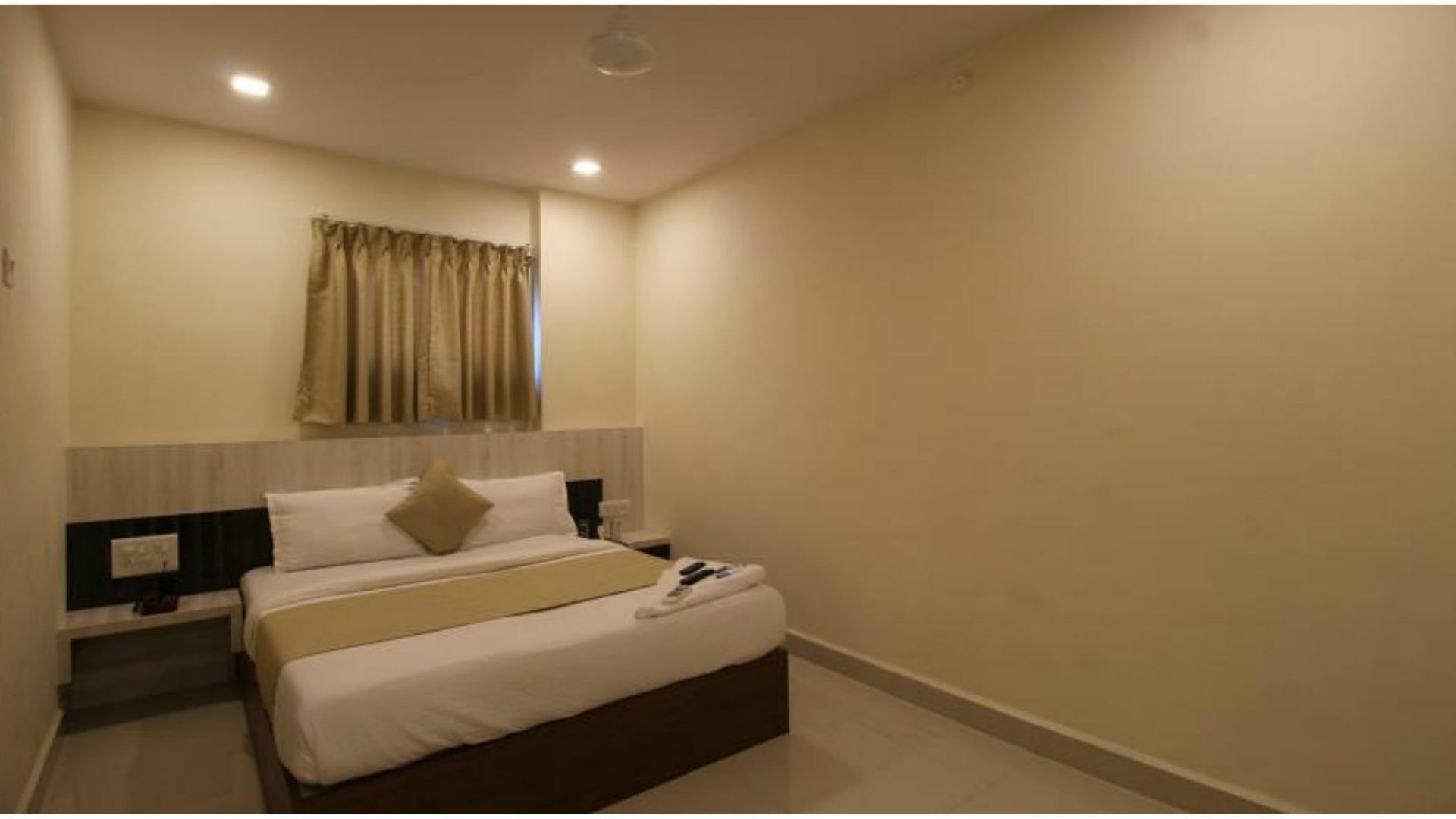 Hotel Ashir 3*