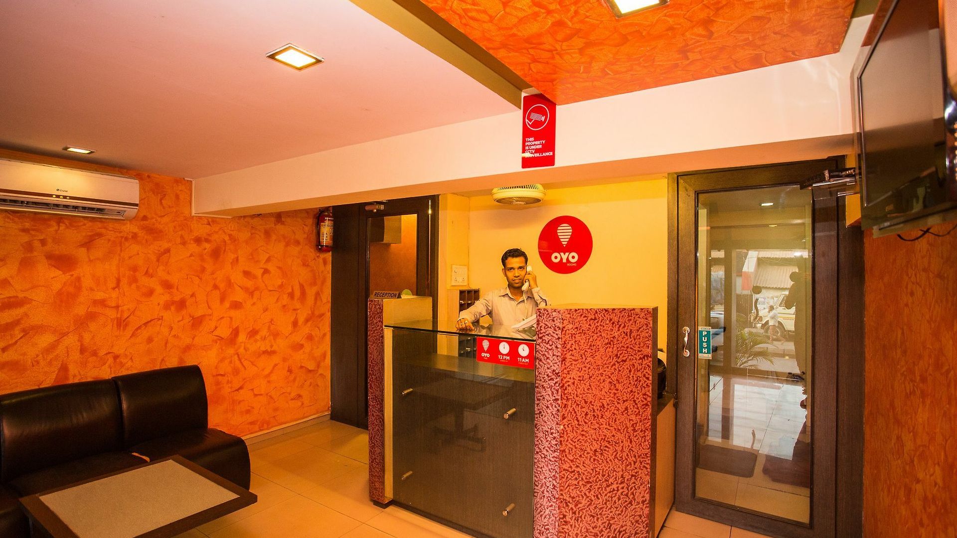 Oyo 8760 Arma Residency Hotel Mumbai