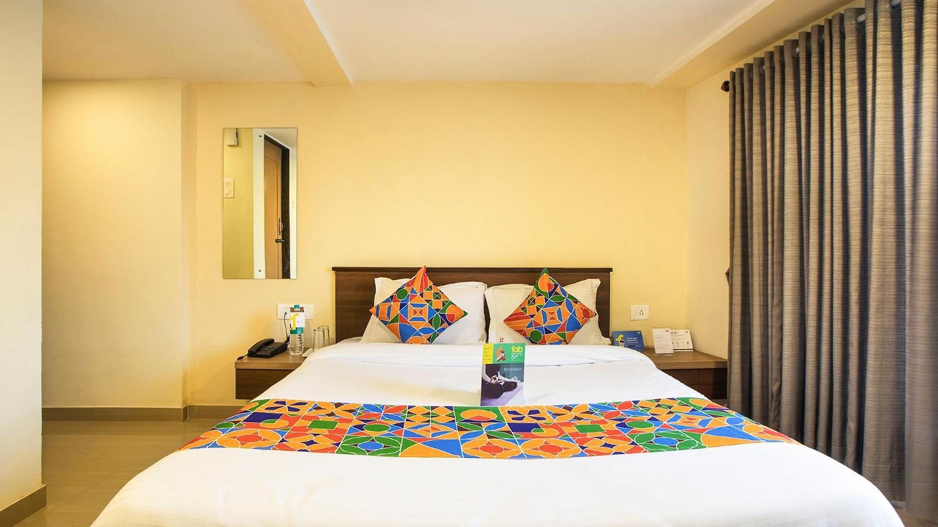 Hotel Fabhotel Silver