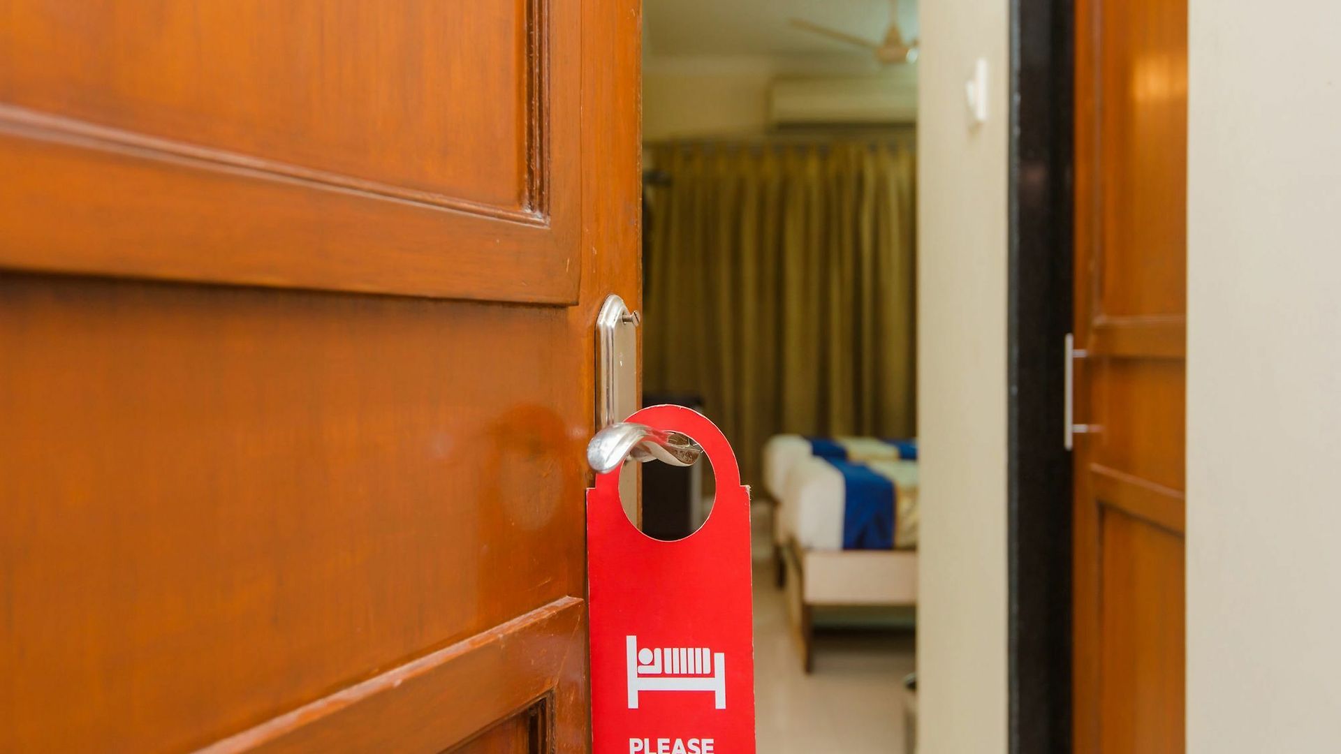 Mina International 3* Mumbai