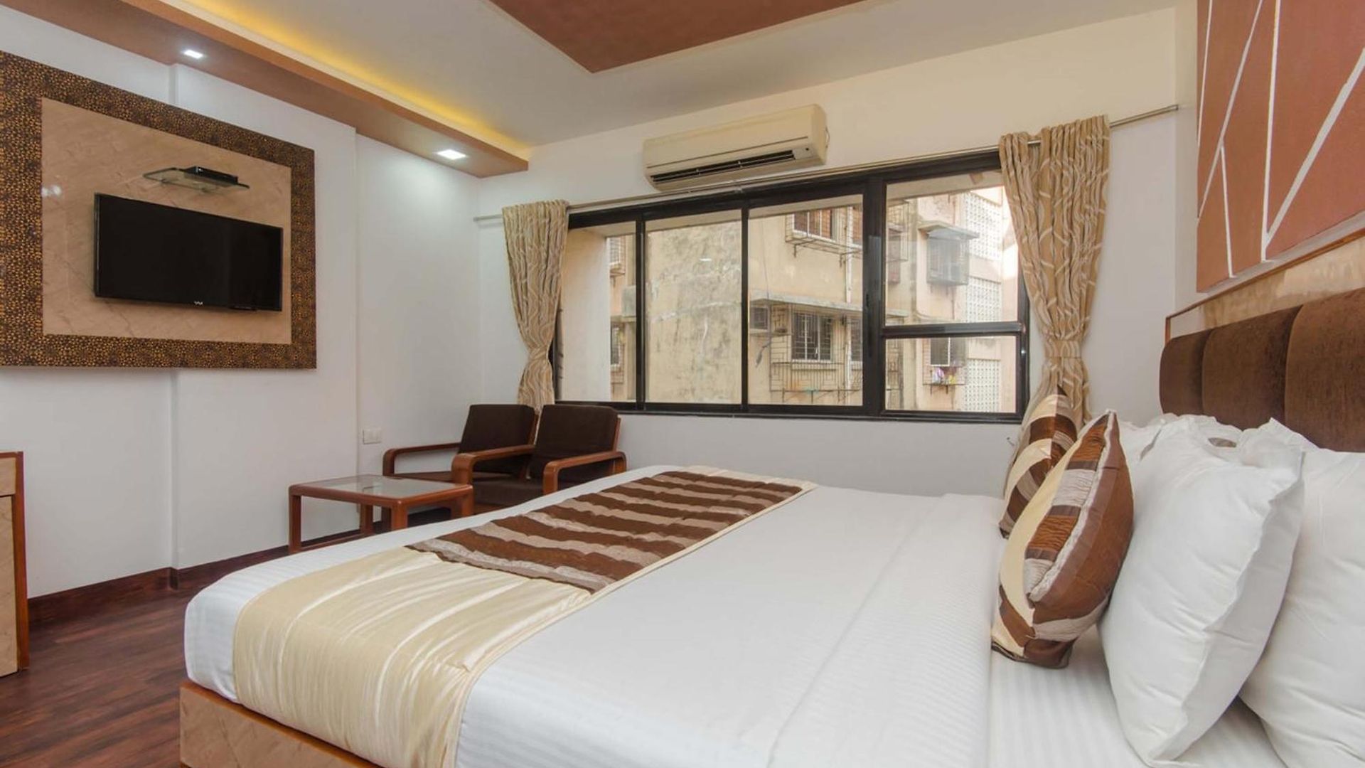 Mina International Hotel 3*