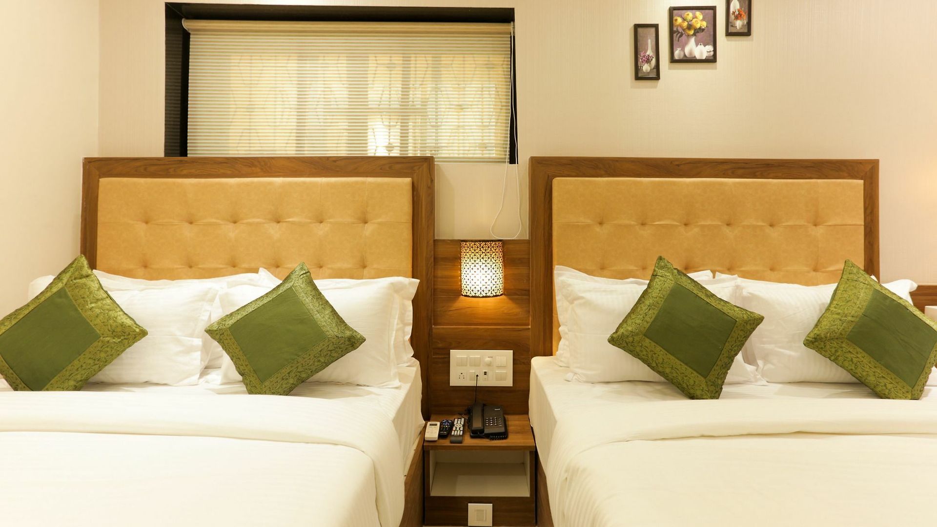 Hotel Amber Palace 3*