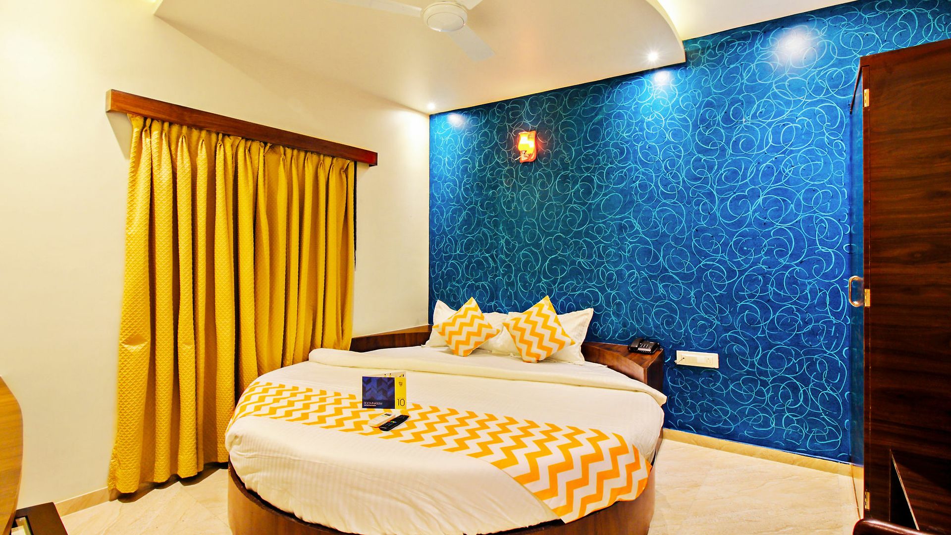 Hotel Fabhotel Atlas Plaza Andheri East 3*