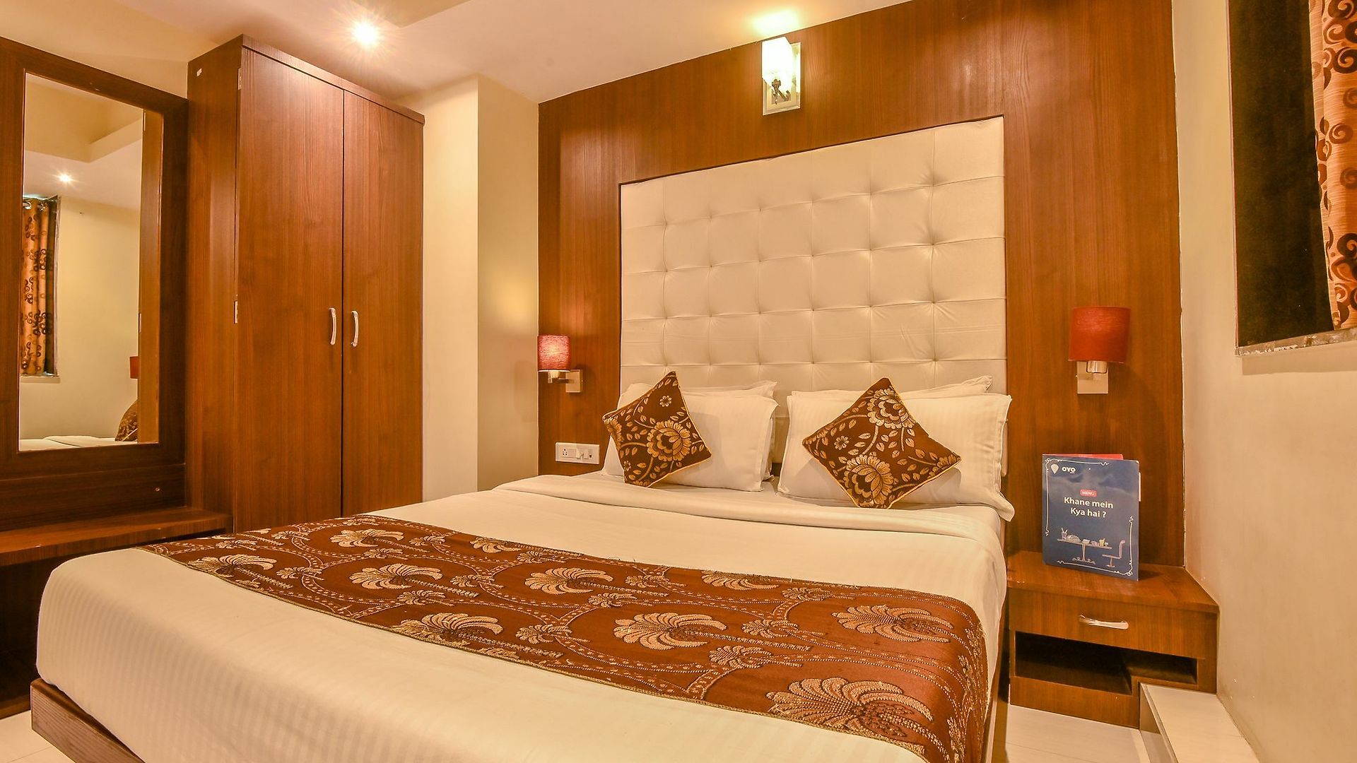 Hotel Oyo 7840 Artus 2