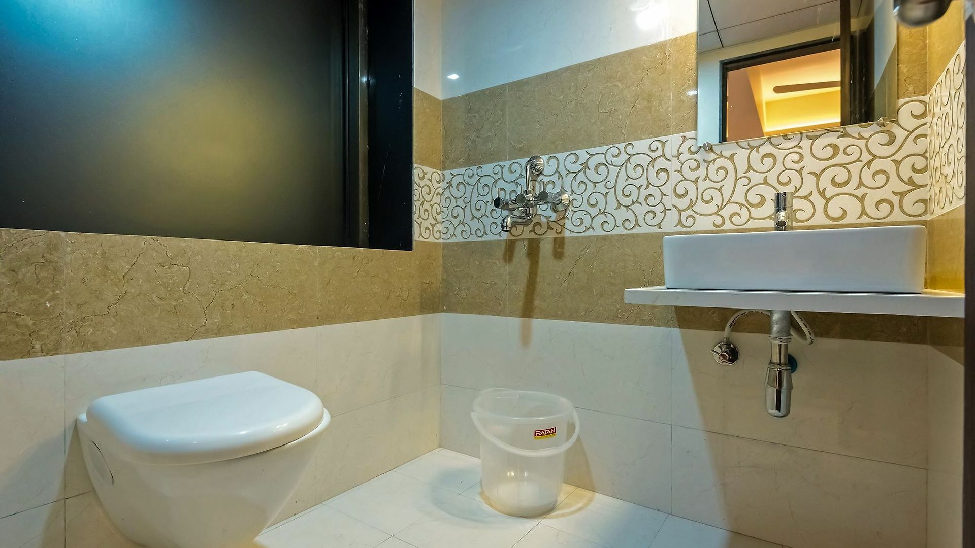 Oyo 7840 Artus 2 Hotel *