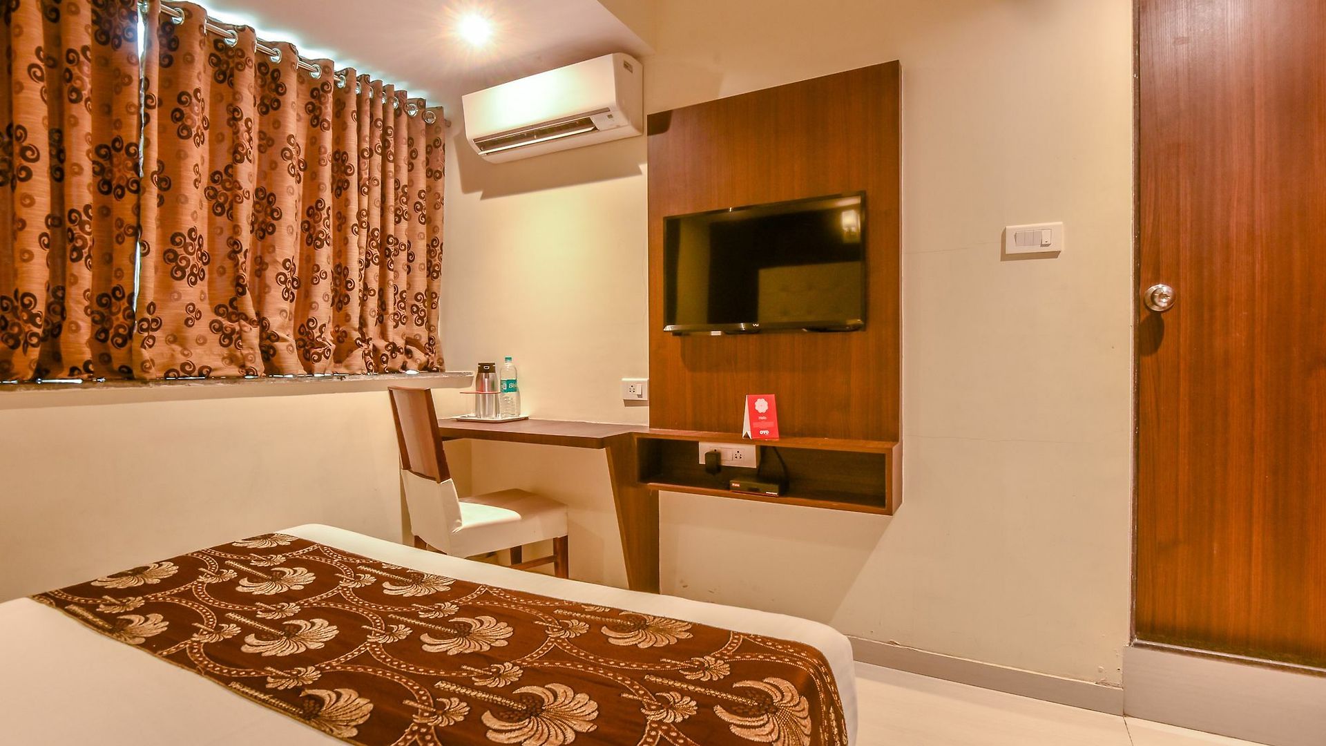 Oyo 7840 Artus 2 Hotel Mumbai