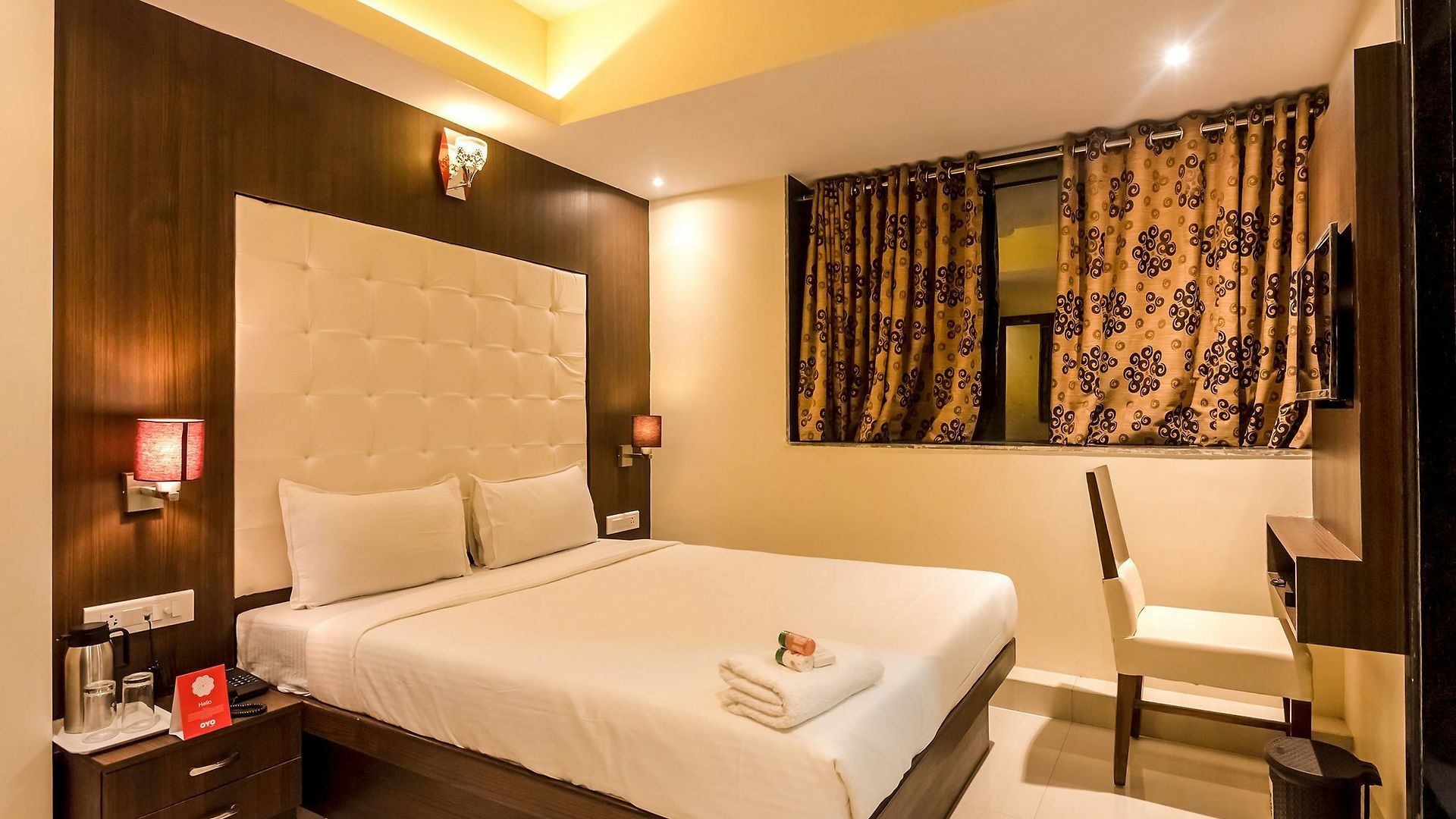 Oyo 7840 Artus 2 Hotel Mumbai