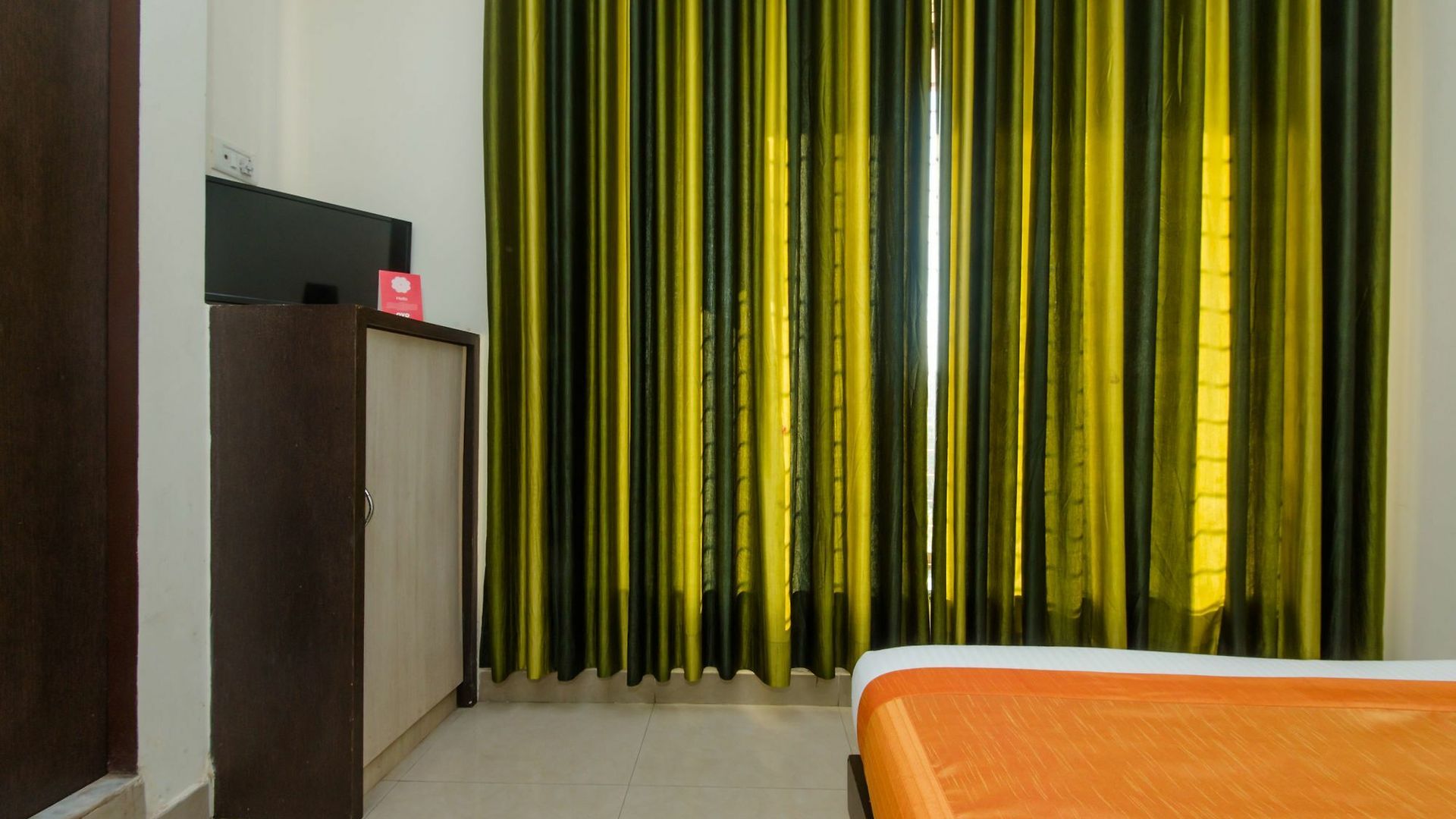 Fabhotel Annex Executive Hotel