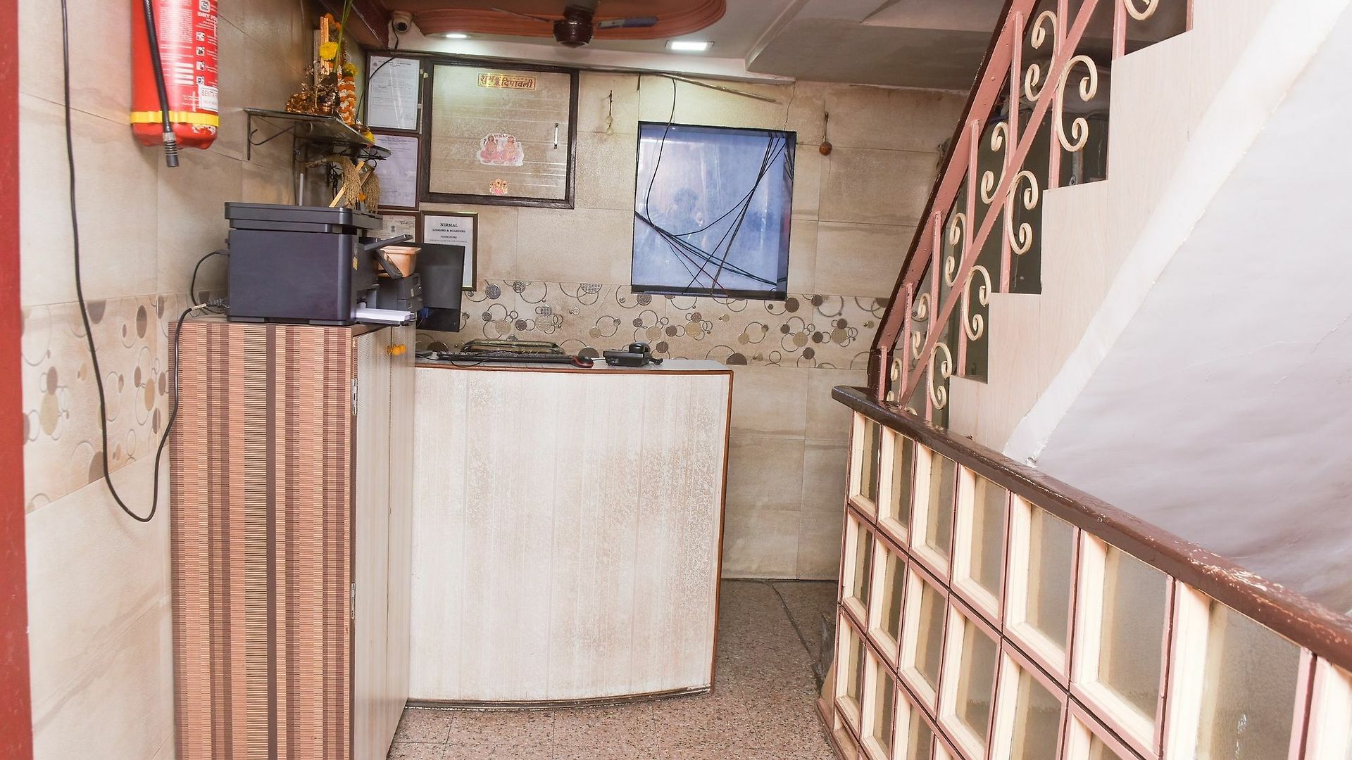 Nirmal Lodging& Boarding Lodge *