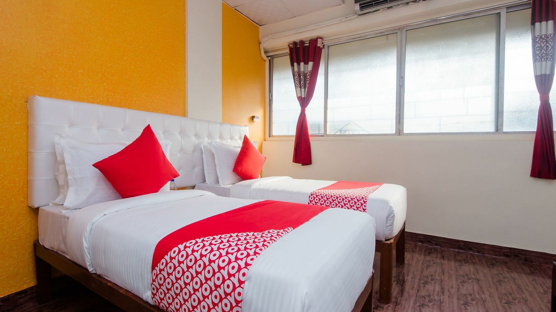Oyo 12378 Kokila Hotel