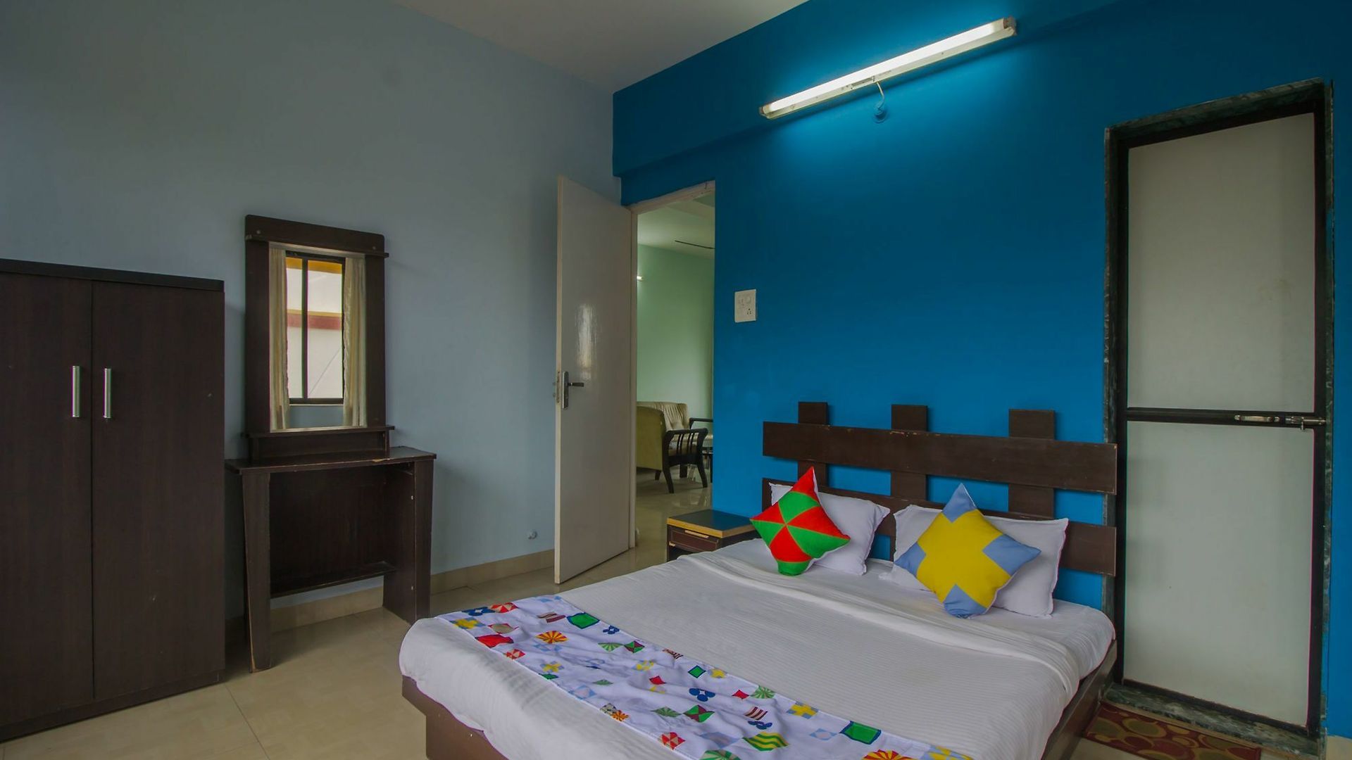 Hotel Oyo 17028 Aviva Residency