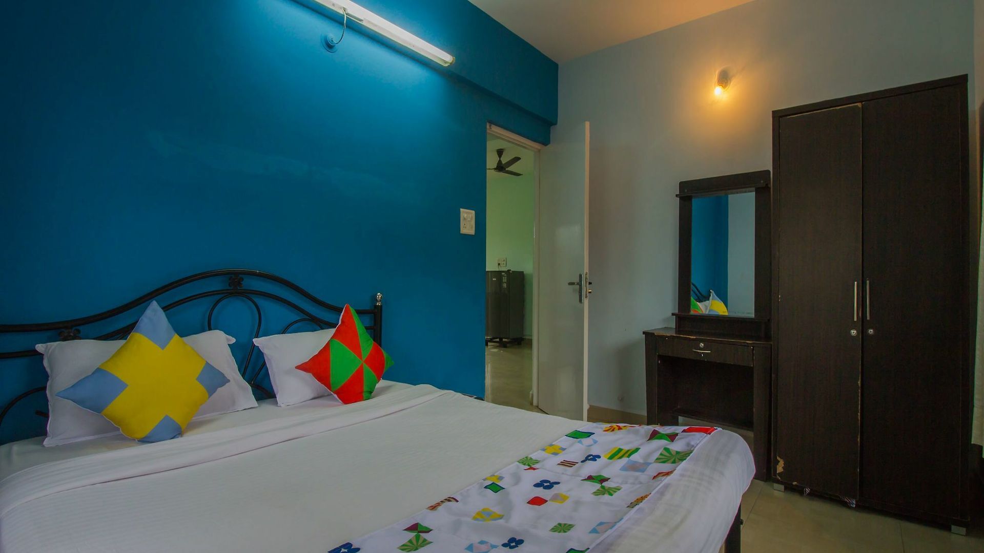 Hotel Oyo 17028 Aviva Residency