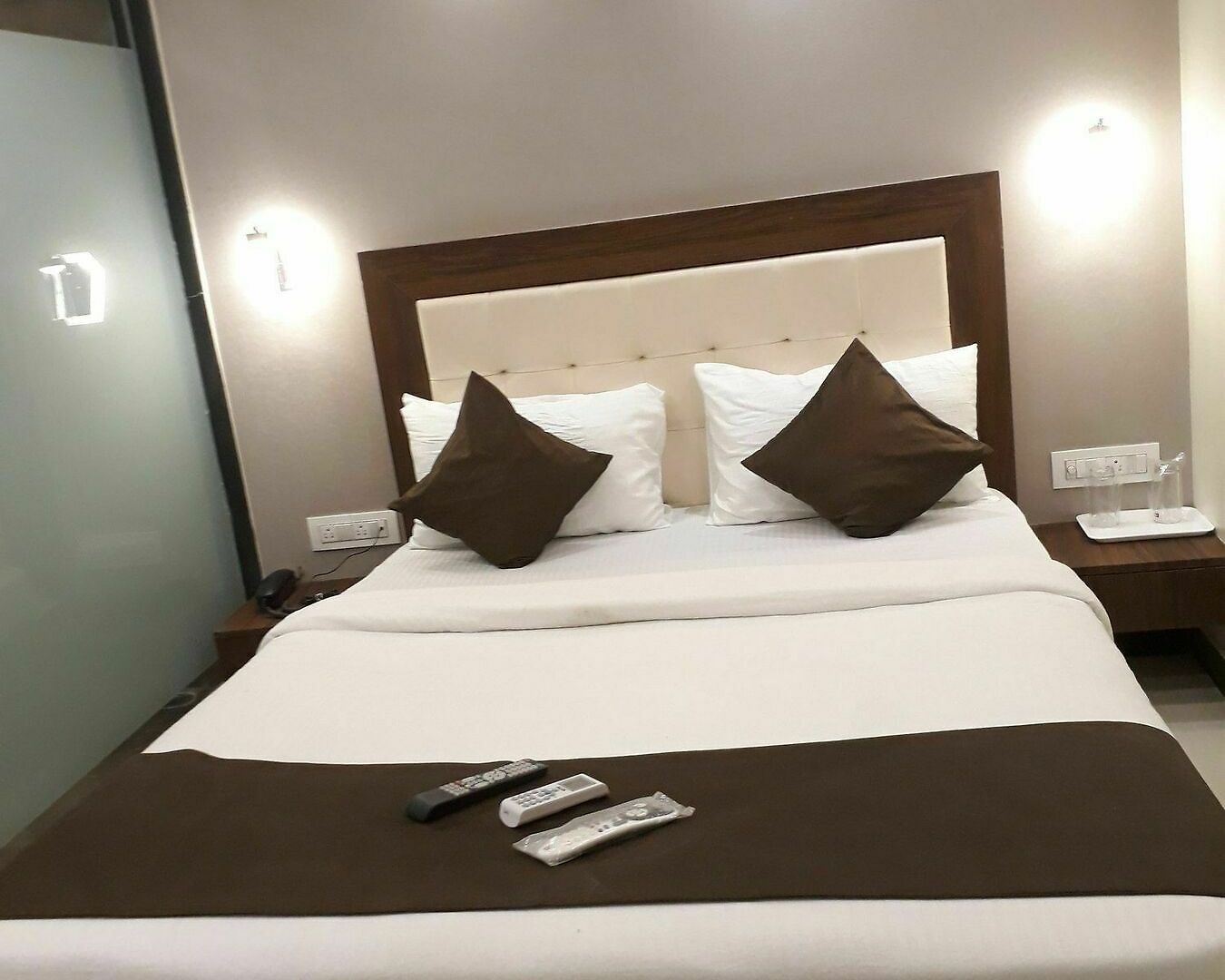 Garden Creek Residency Near Airport Hotel Mumbai