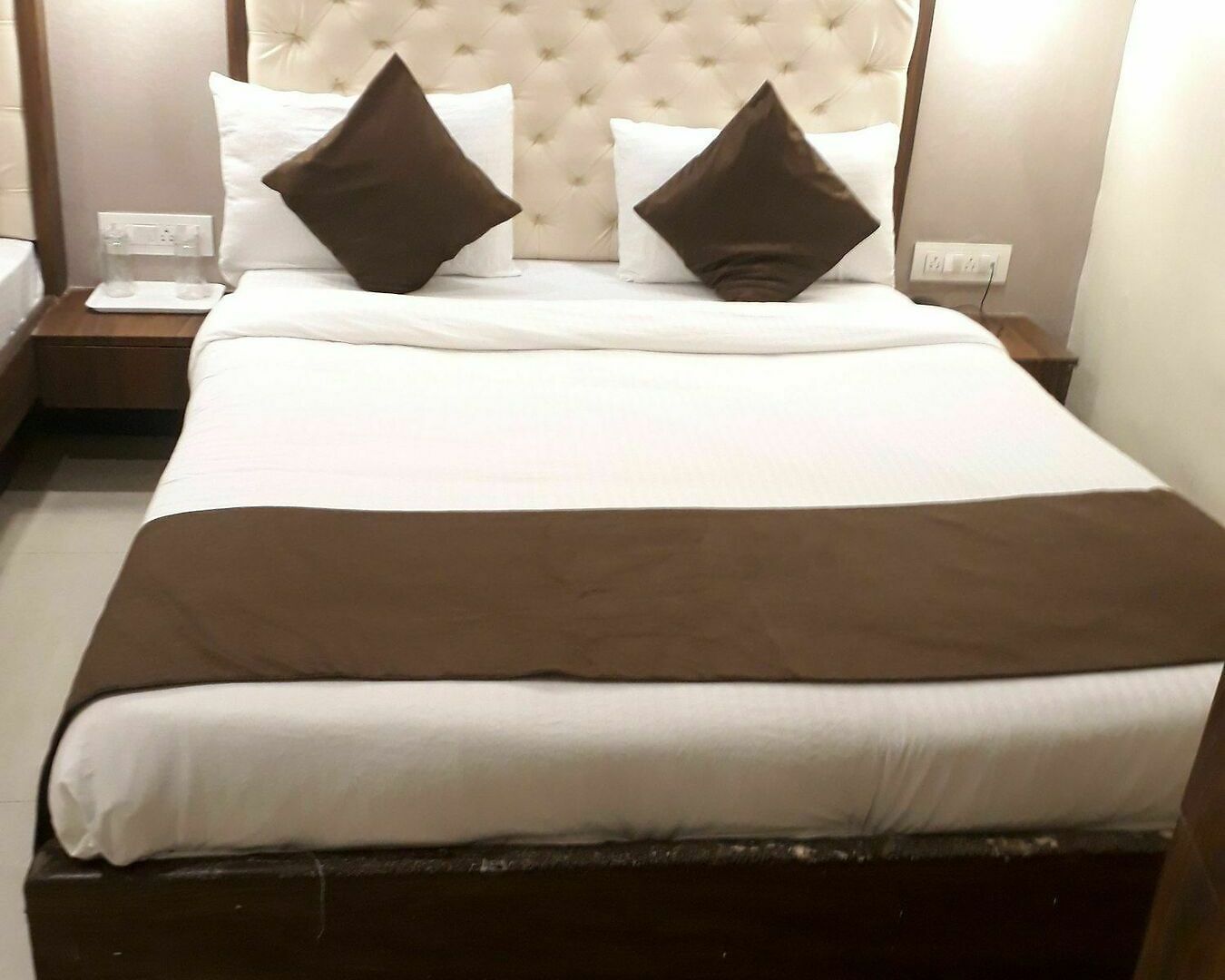 Garden Creek Residency Near Airport Hotel Mumbai