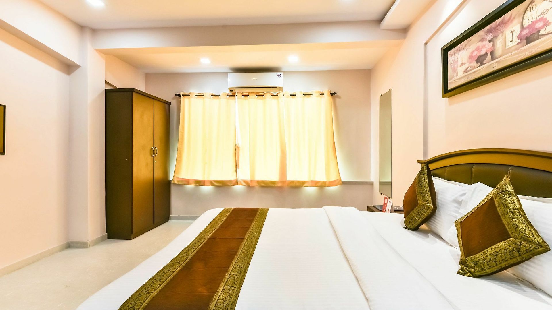 Oyo 5012 View Residency Mumbai
