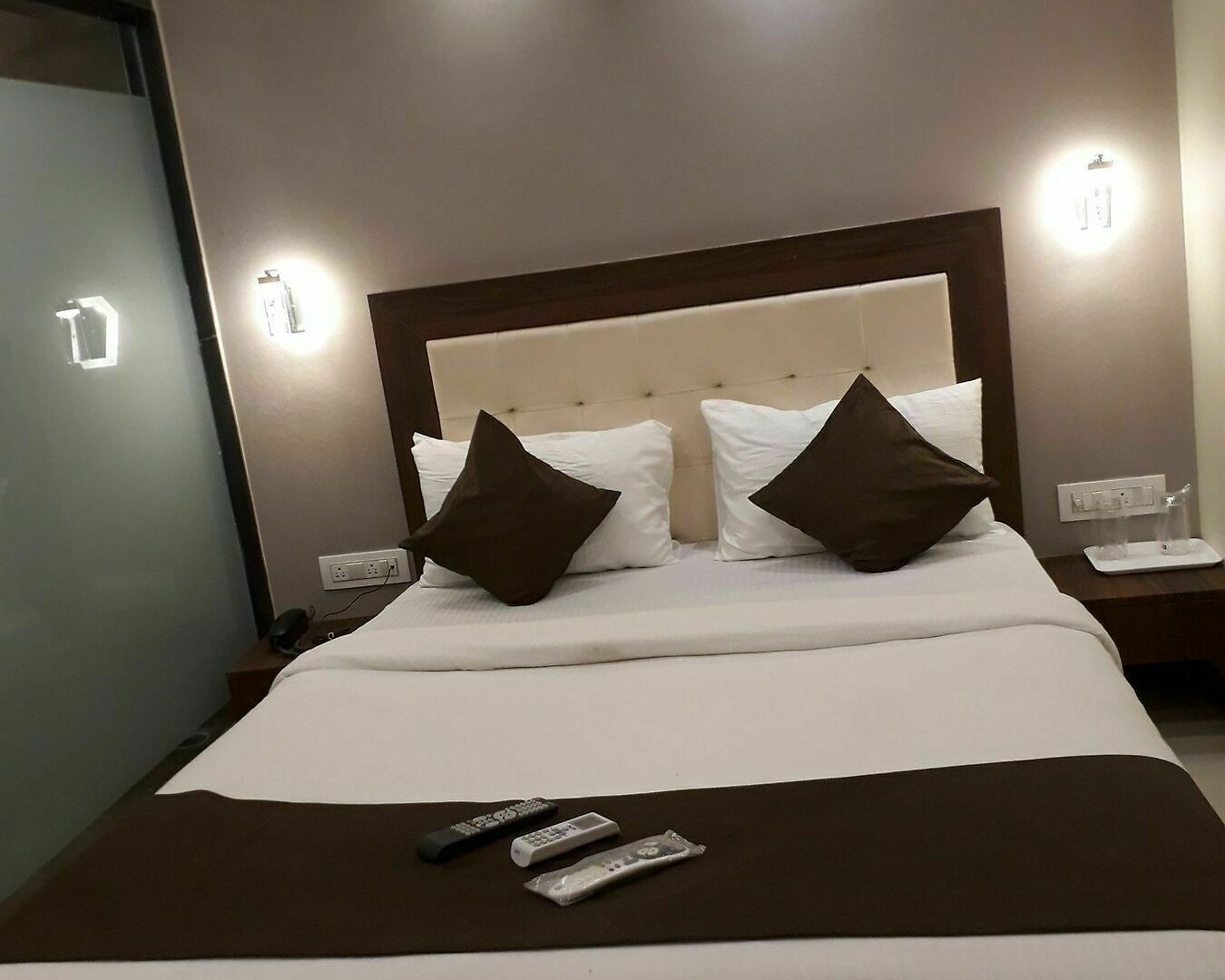 Garden Creek Residency Near Airport Hotel 3*