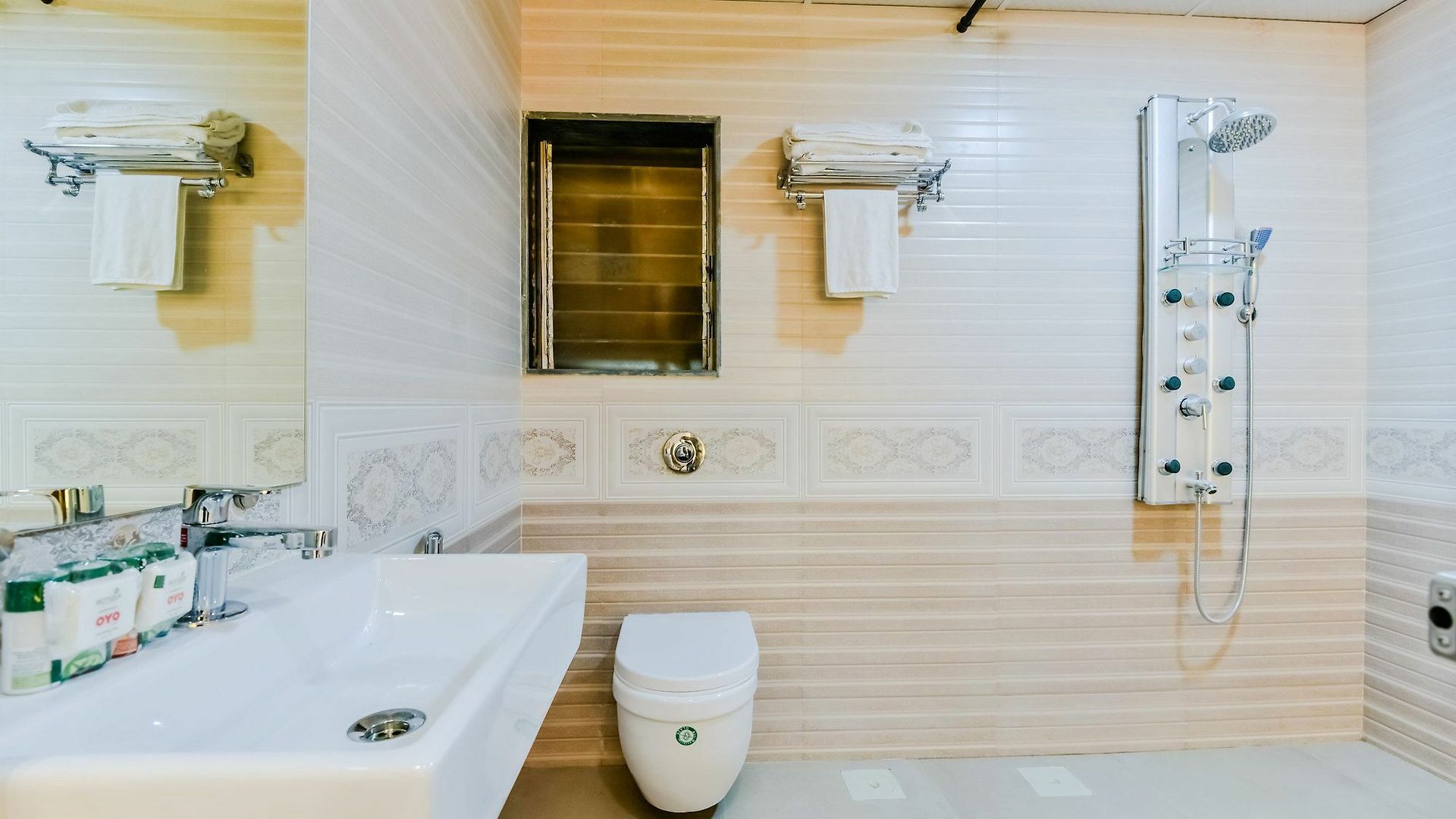 Oyo 5012 View Residency Hotel Mumbai