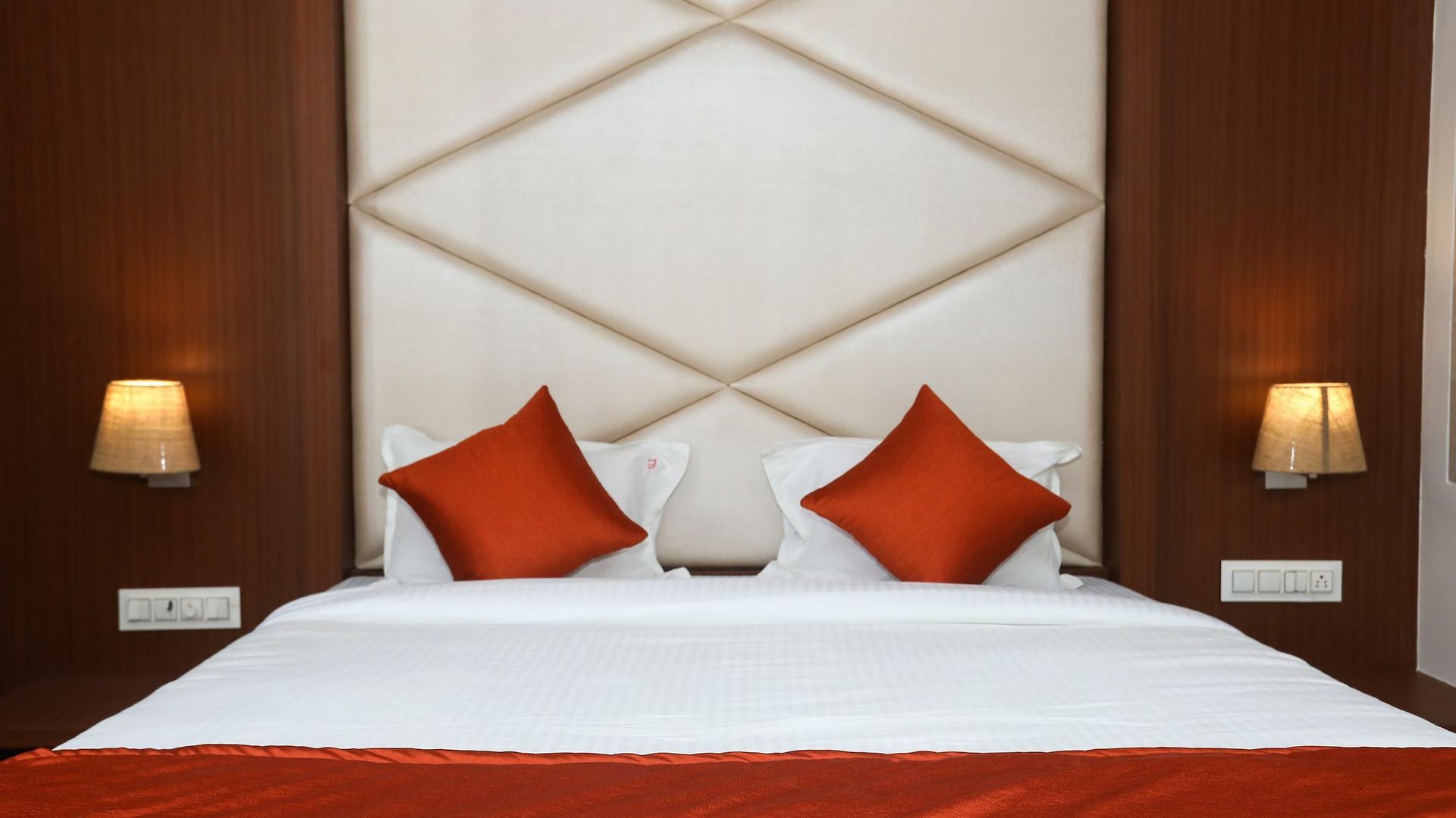 Hotel Spring 3*
