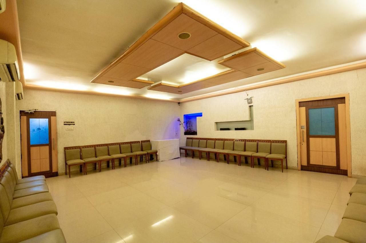Sukh Hotel Mumbai