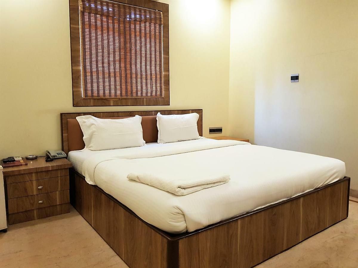Hexa Benzy Palace Hotel Mumbai