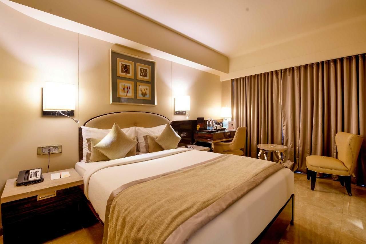Sai Palace Grand, Malad Hotel 4*