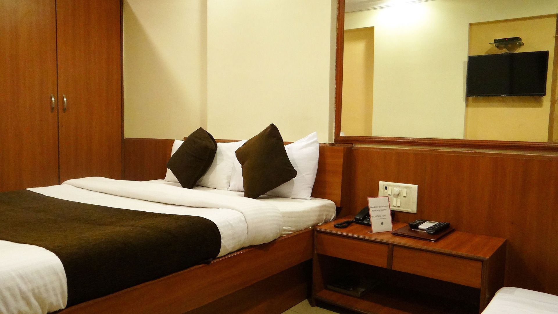 Hotel Lucky Near Nesco Hotel 3*
