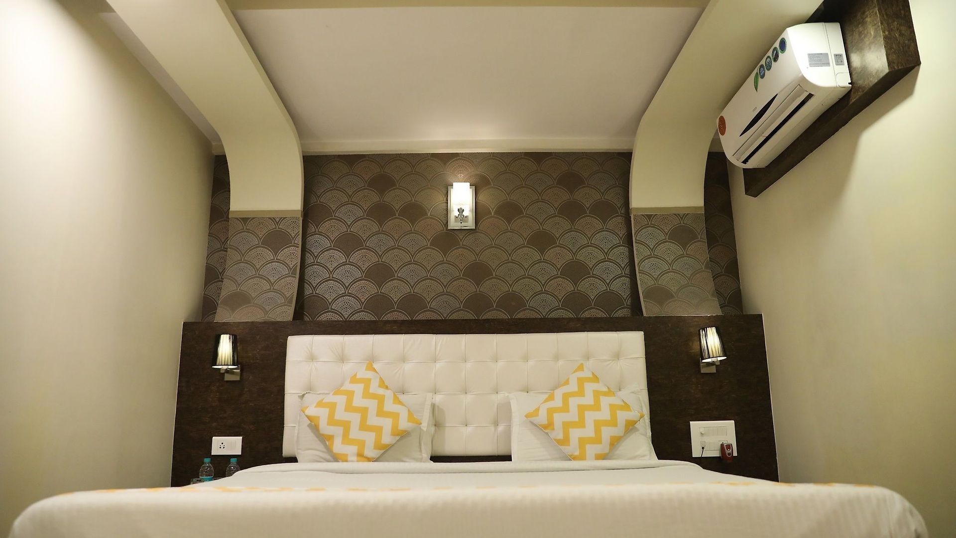 Golden Park Hotel 3*