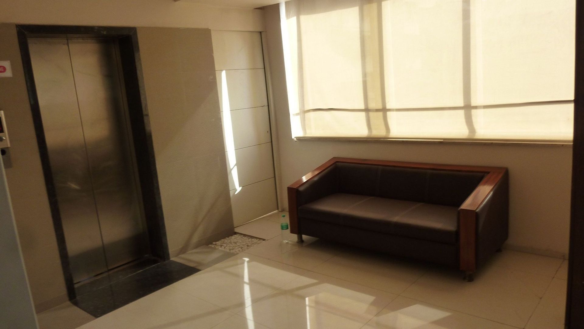 Aura Hotel